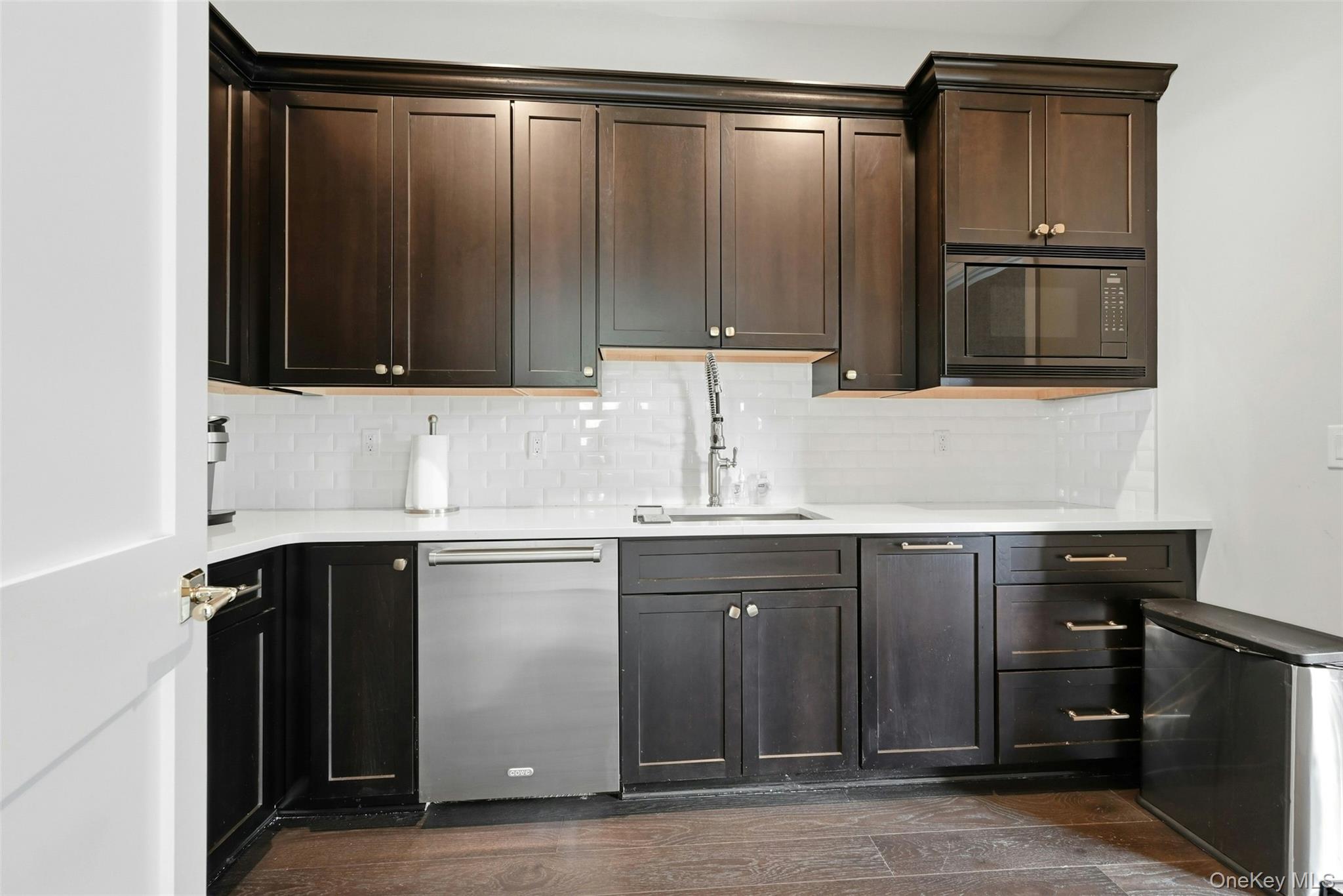 221 Coach Drive – For Sale photo 25