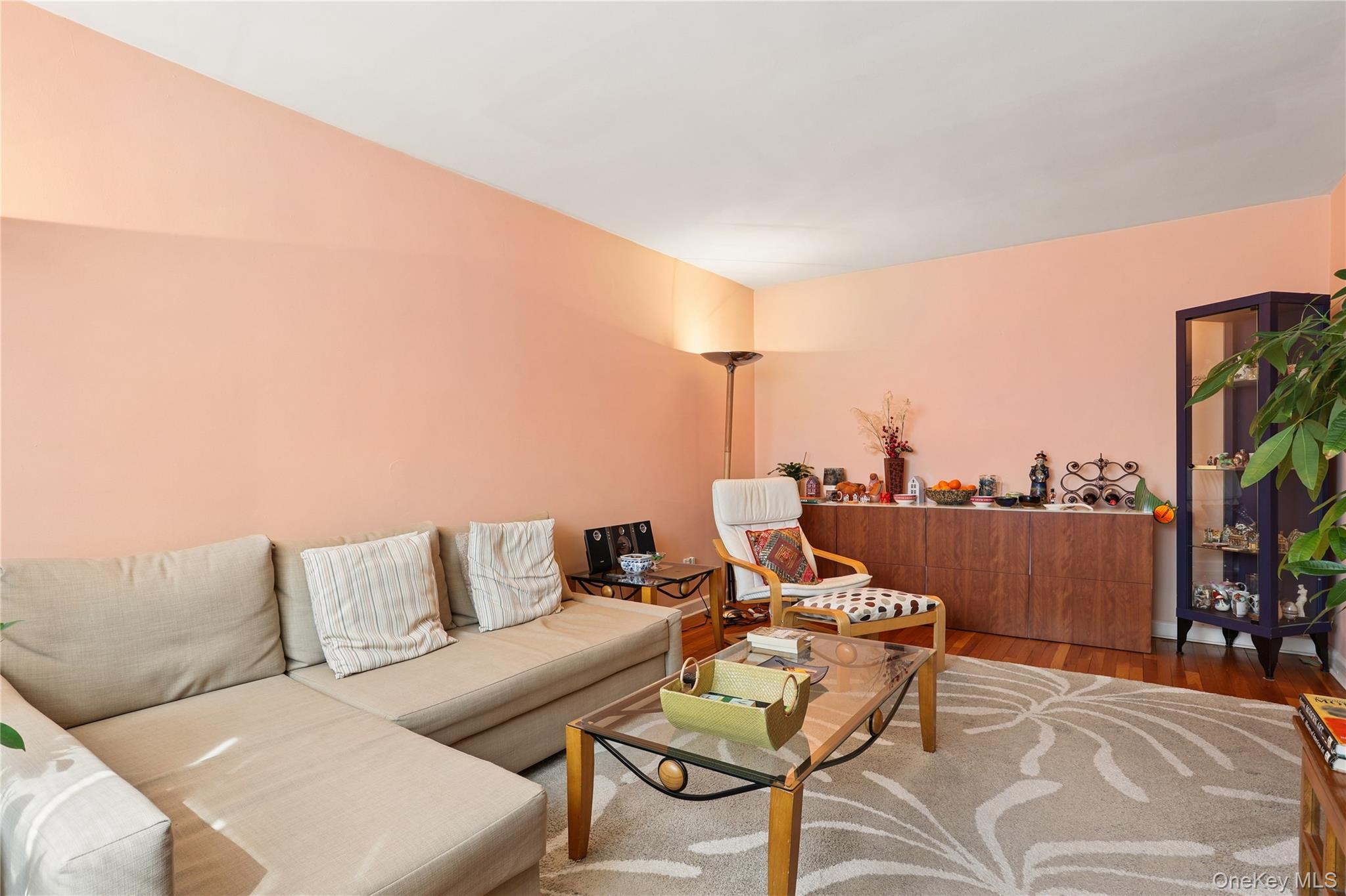33-26 92nd Street, Unit 6R photo 4