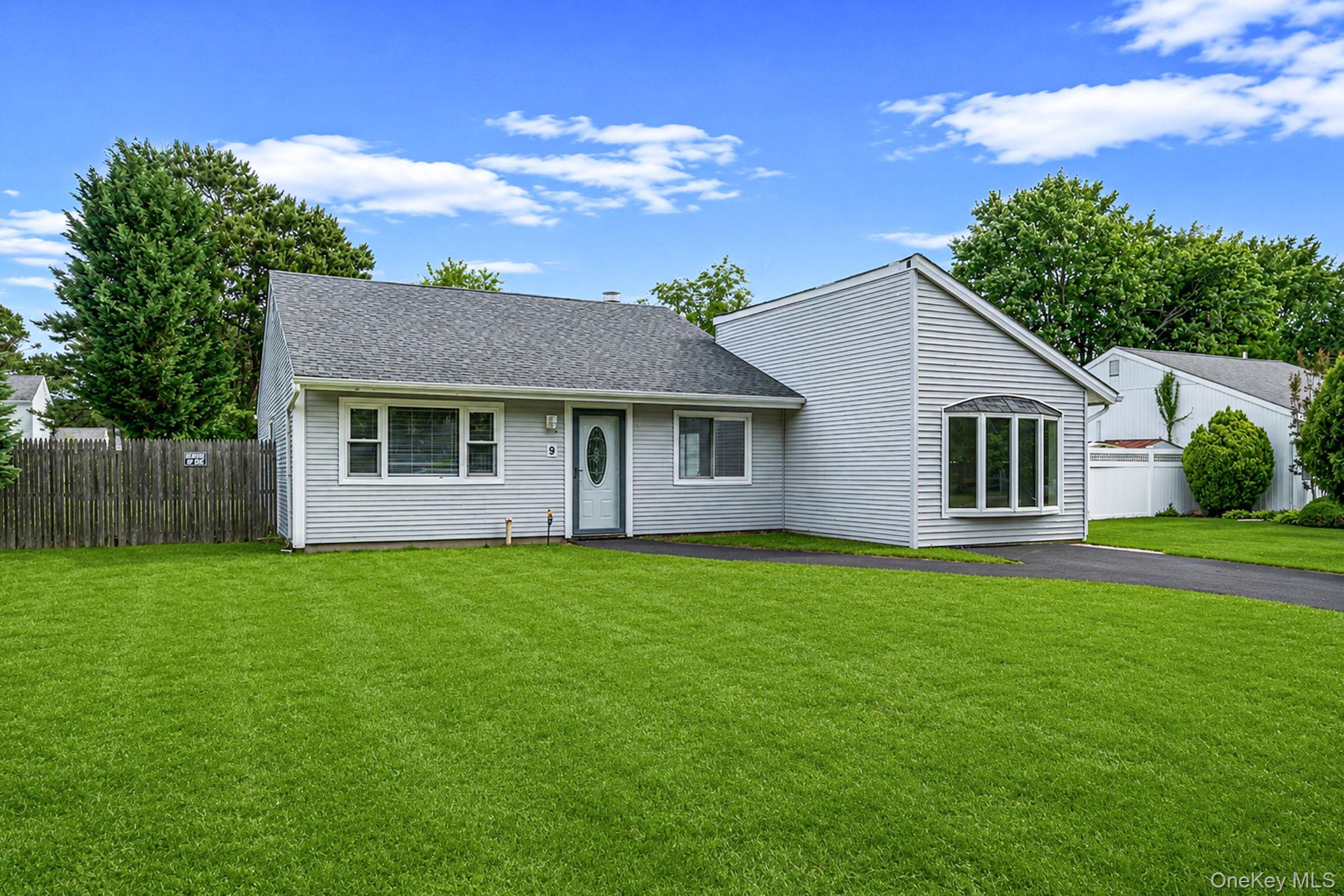 9 Carson Lane – For Sale photo 27