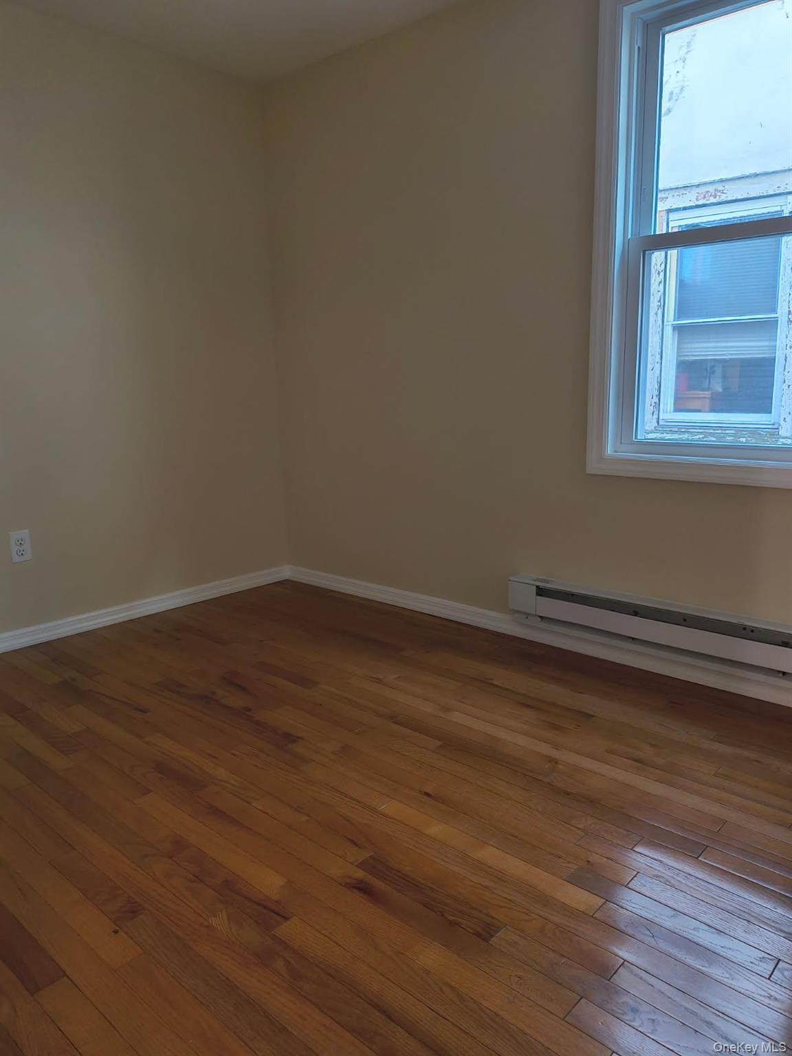 41 Scudder Avenue, Unit 1st Floor photo 4