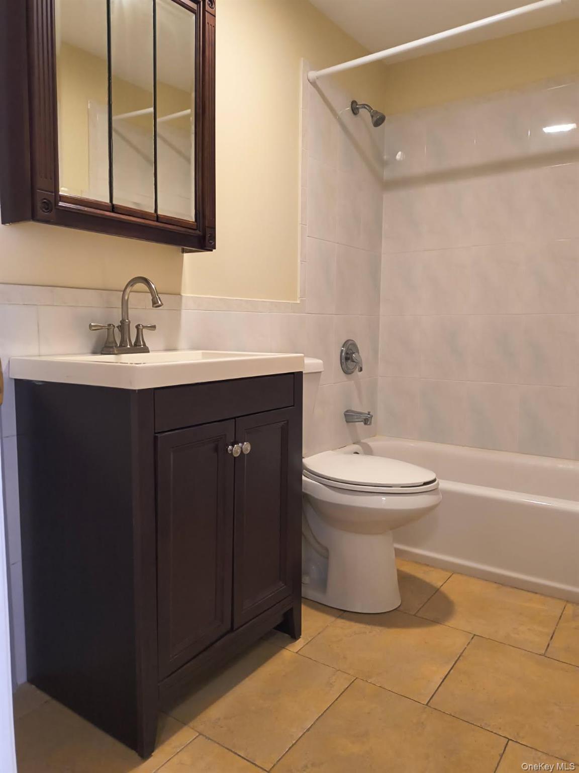41 Scudder Avenue, Unit 1st Floor photo 7