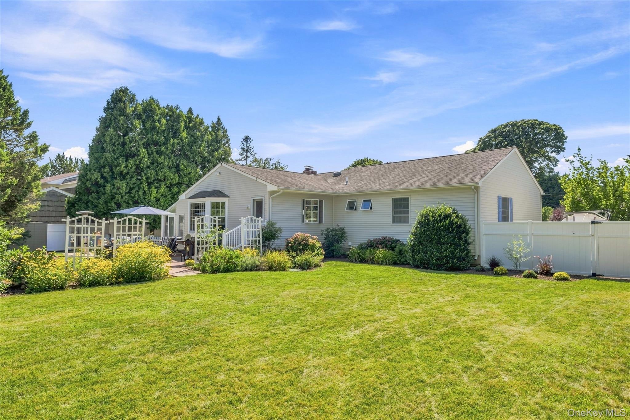 1035 Theresa Drive – For Sale photo 22