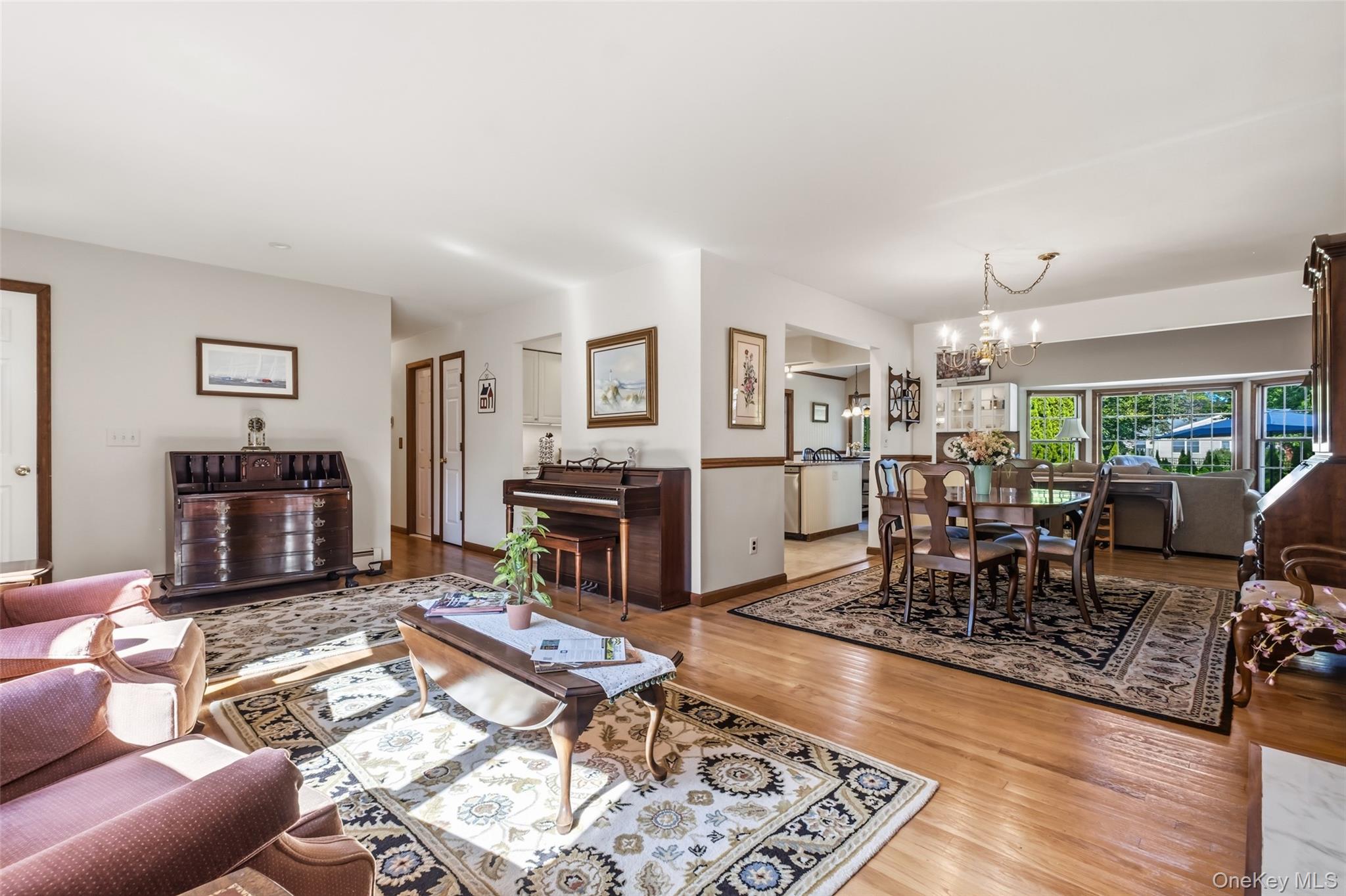 1035 Theresa Drive – For Sale photo 7