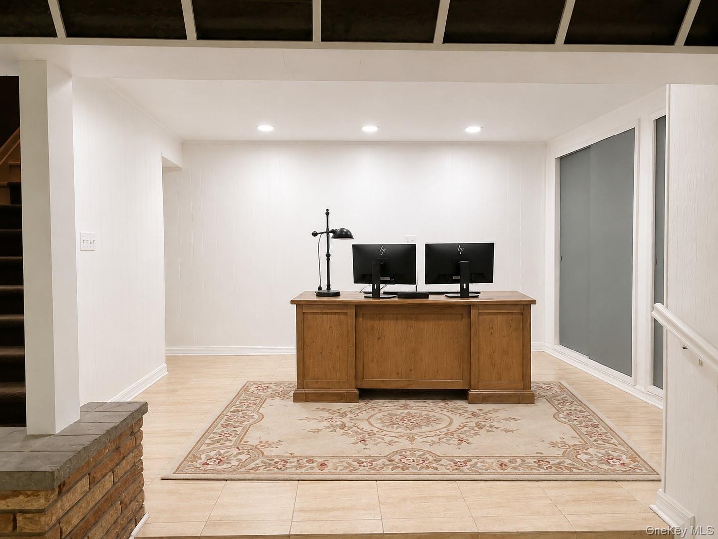 40 Maplewood Drive – For Rent photo 19