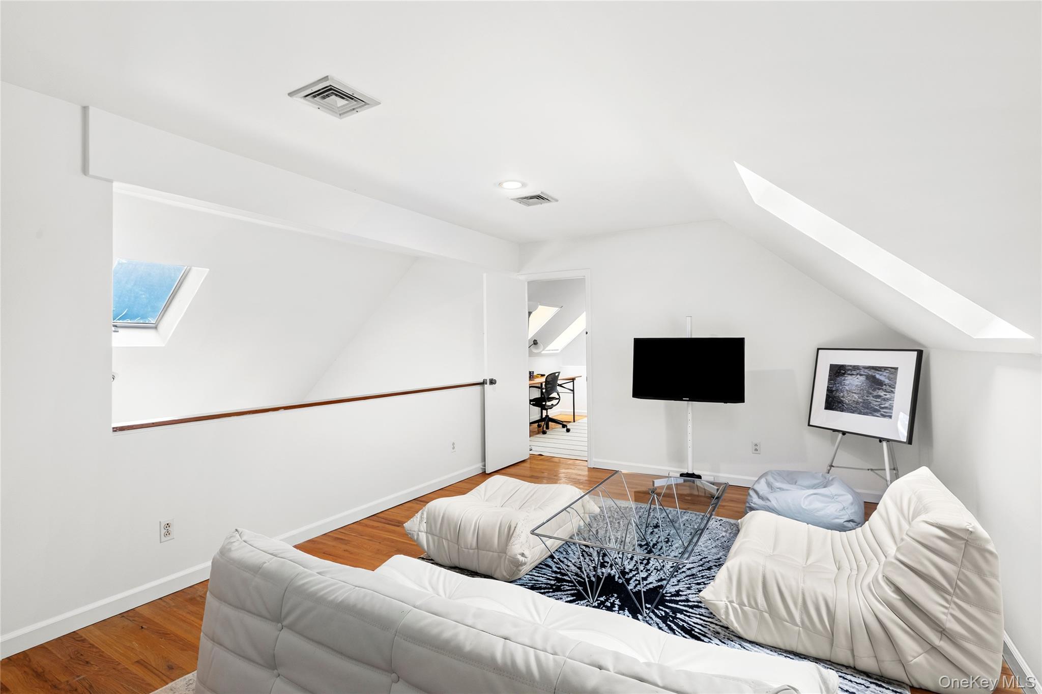 422 Montauk Highway – For Sale photo 16