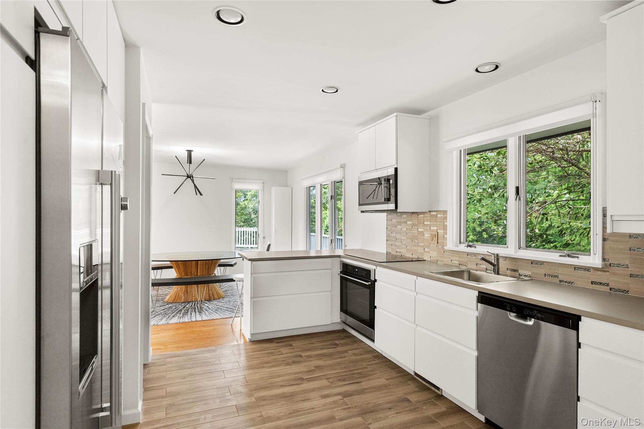 422 Montauk Highway – For Sale photo 8