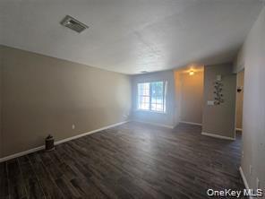 49 Jimal Drive – For Rent photo 3