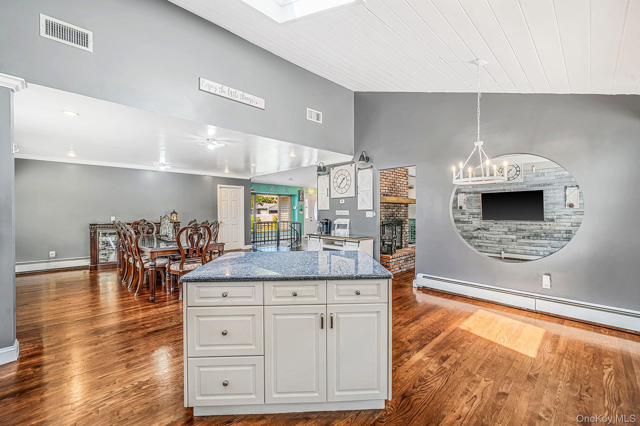 17 Mill Street – For Sale photo 13