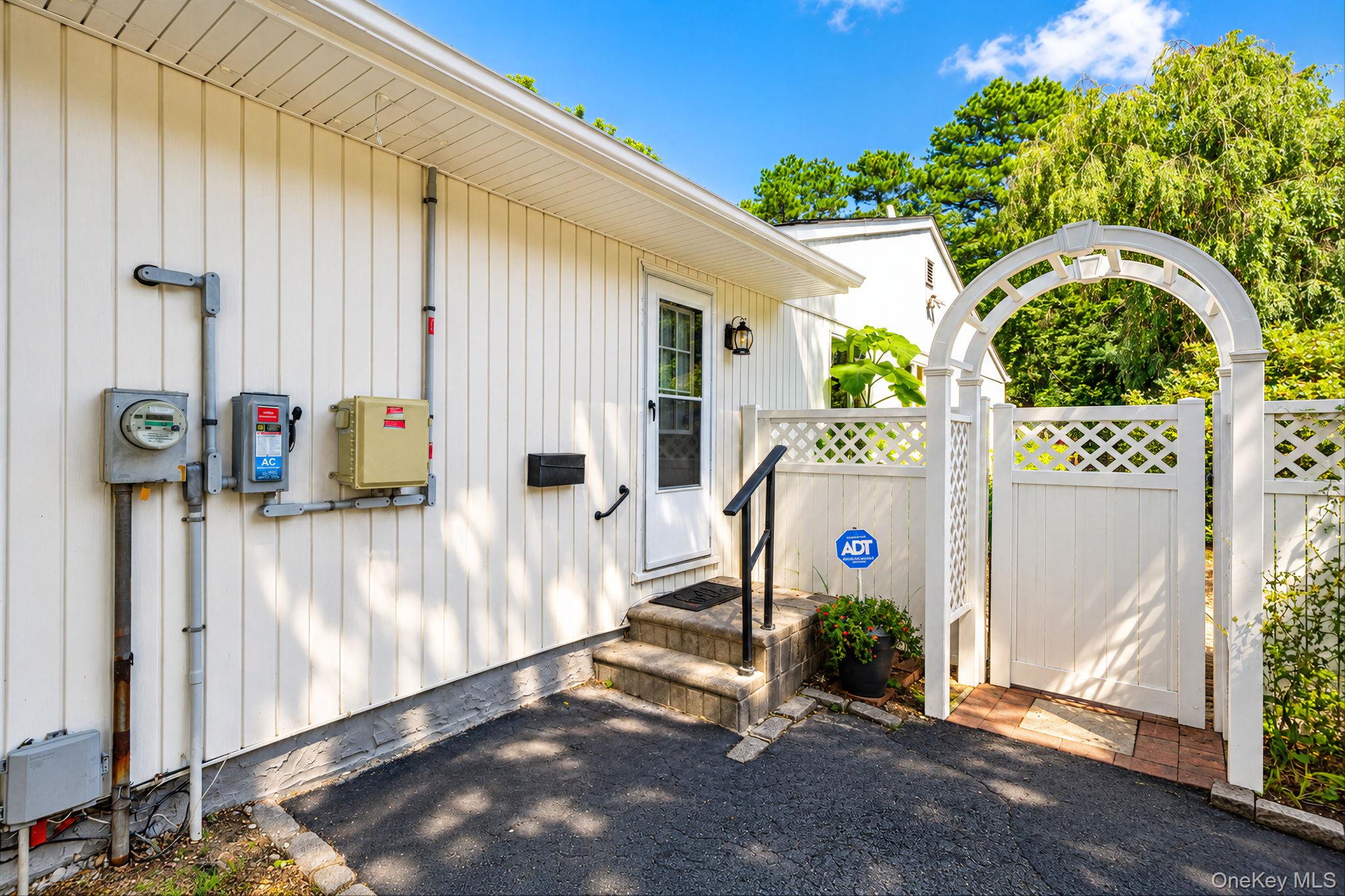 17 Mill Street – For Sale photo 33