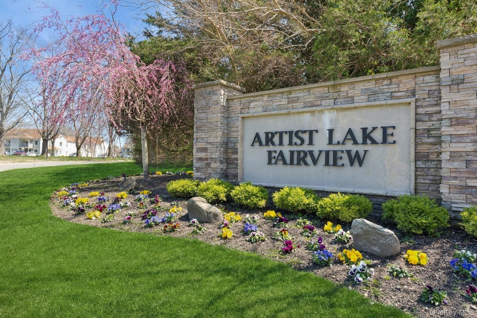 33 Fairview Circle – For Sale