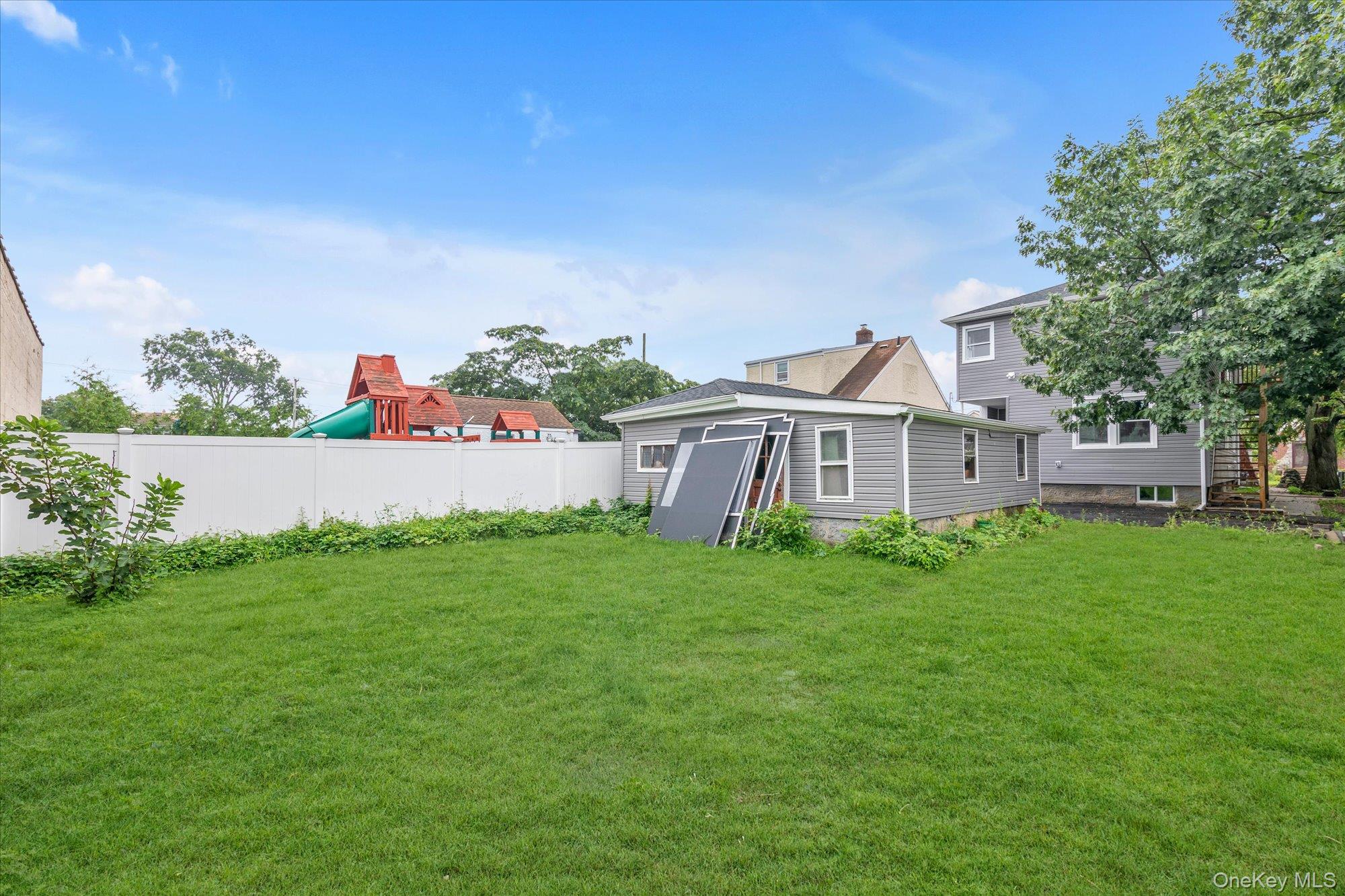74 Davis Street – For Sale photo 21