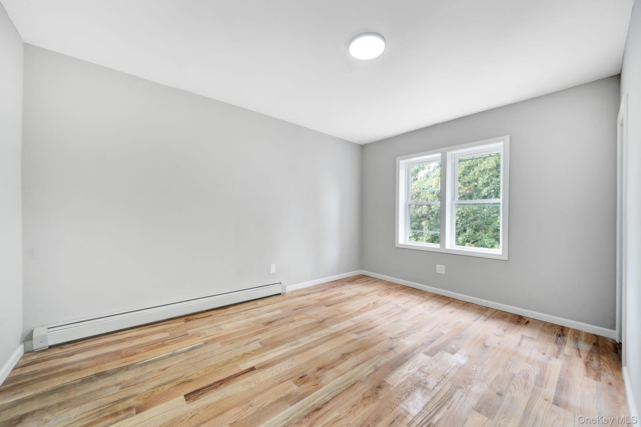 21933 Edgewood Avenue – For Sale photo 17