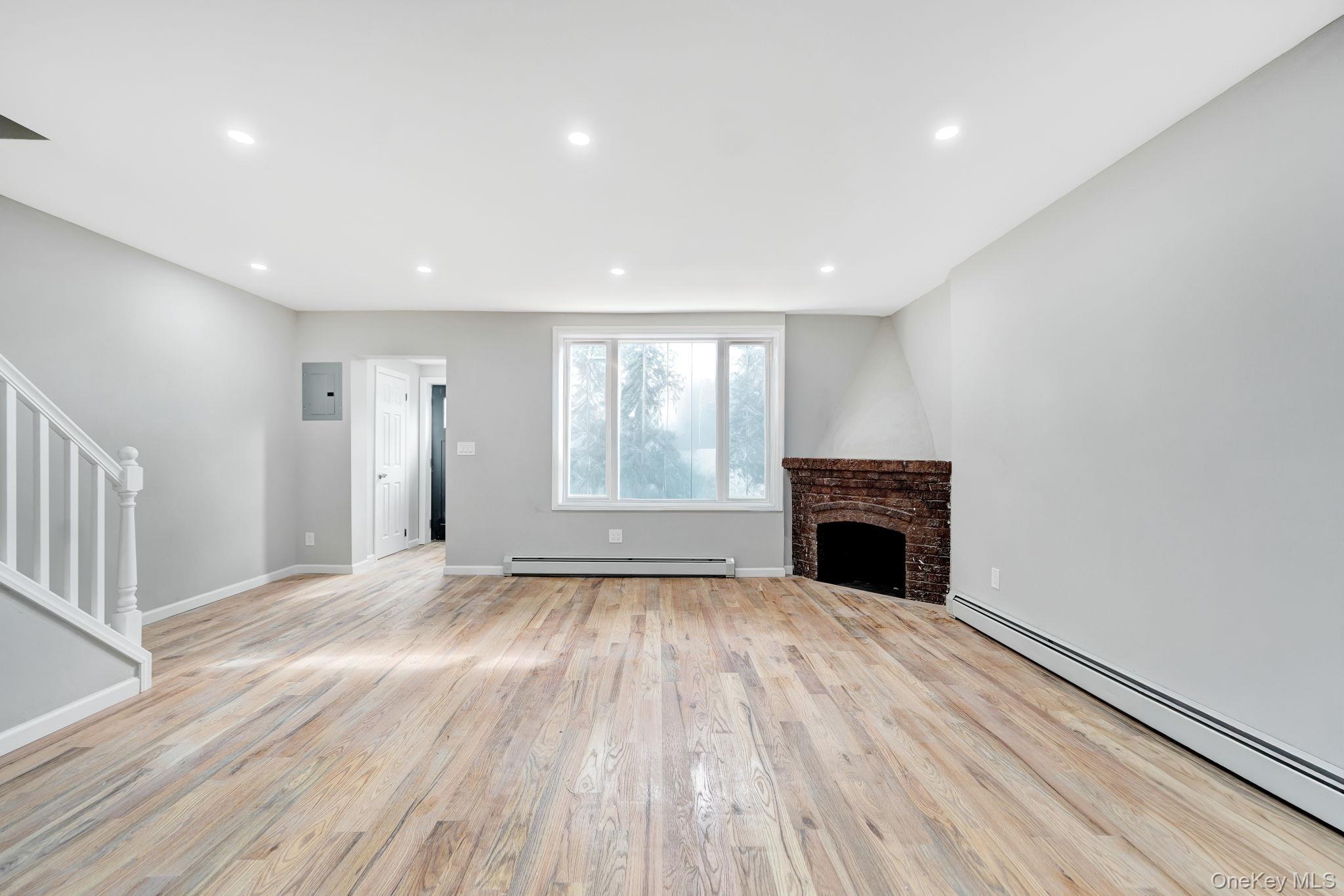 21933 Edgewood Avenue – For Sale photo 10