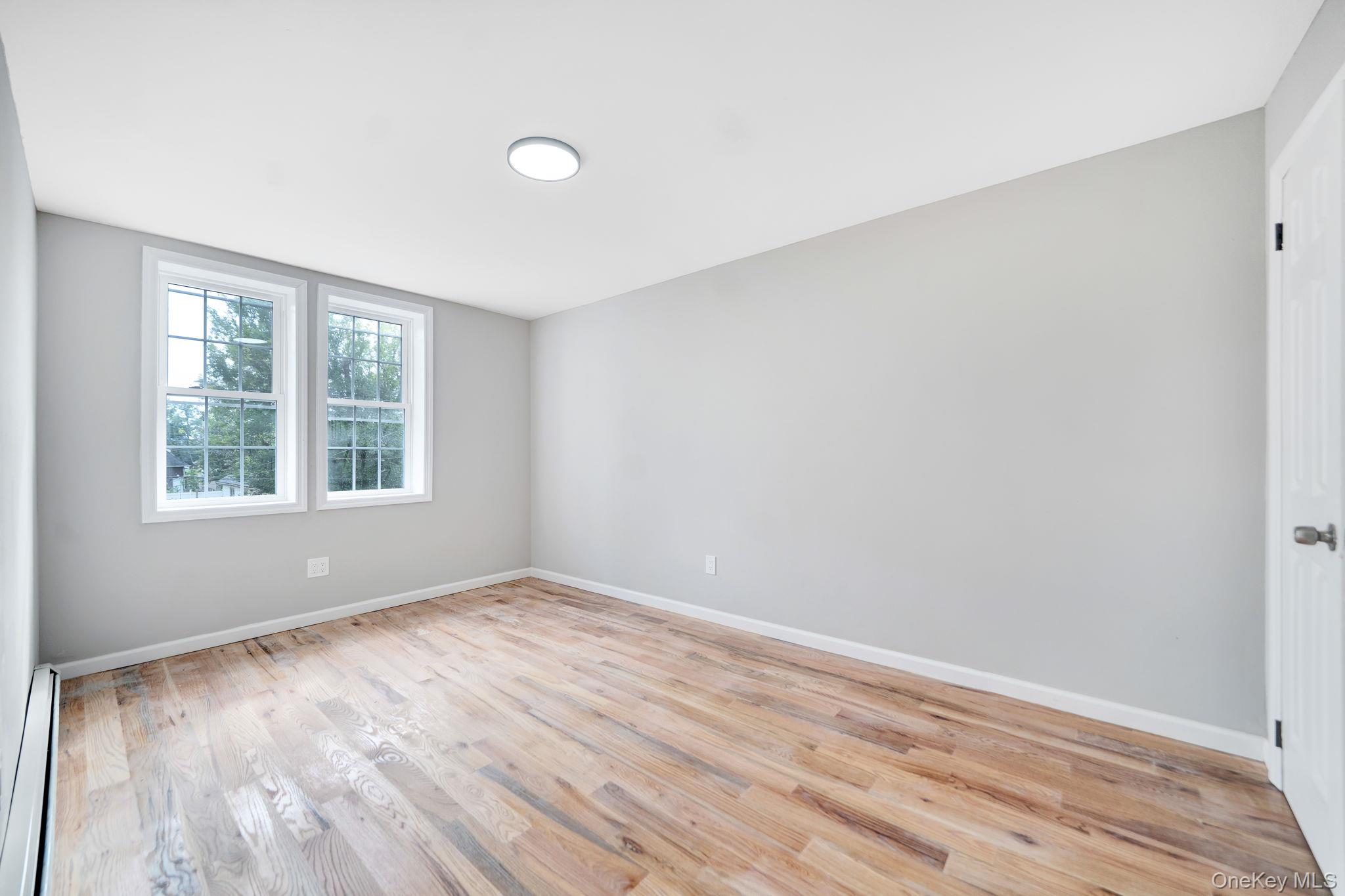 21933 Edgewood Avenue – For Sale photo 16