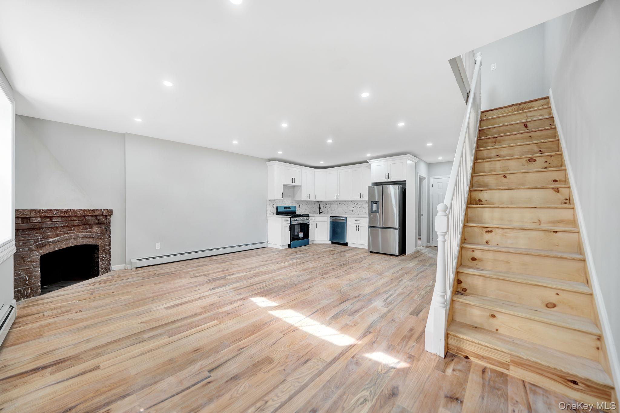 21933 Edgewood Avenue – For Sale photo 8