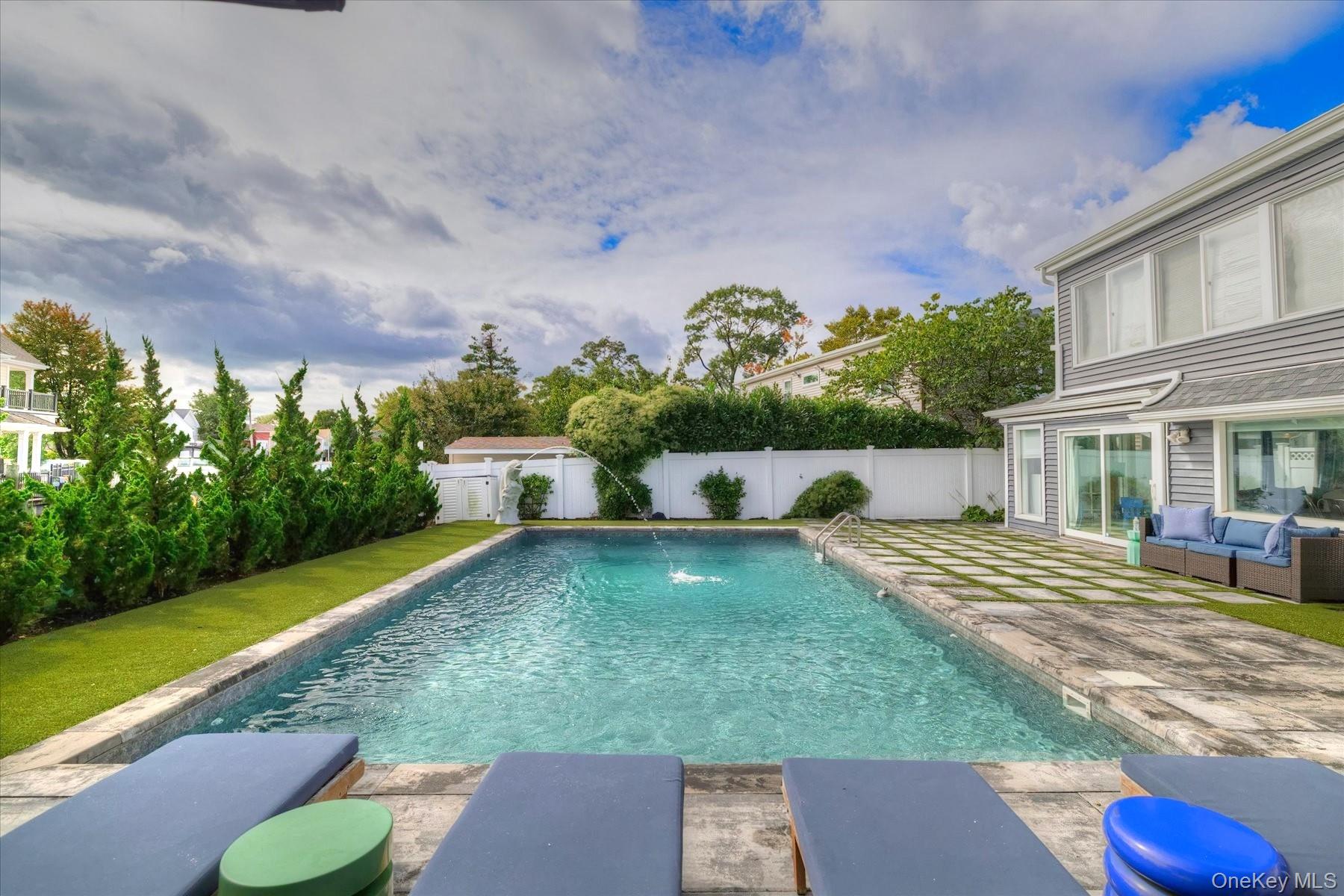 39 Cathay Road – For Sale photo 37