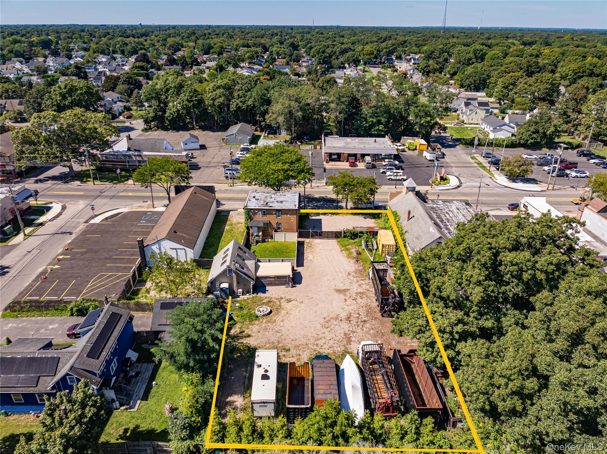 97 Carleton Avenue – For Sale photo 7