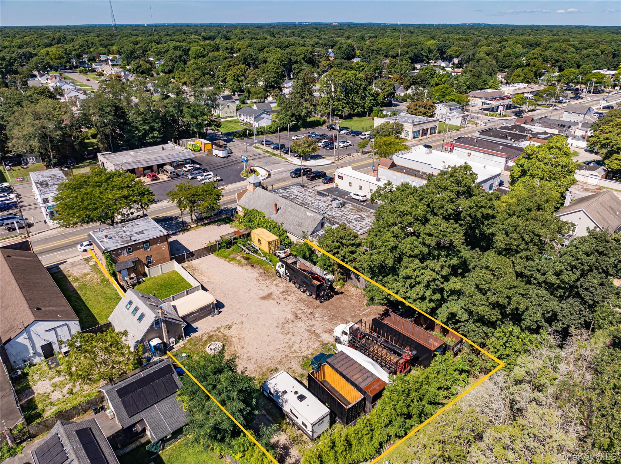 97 Carleton Avenue – For Sale photo 8