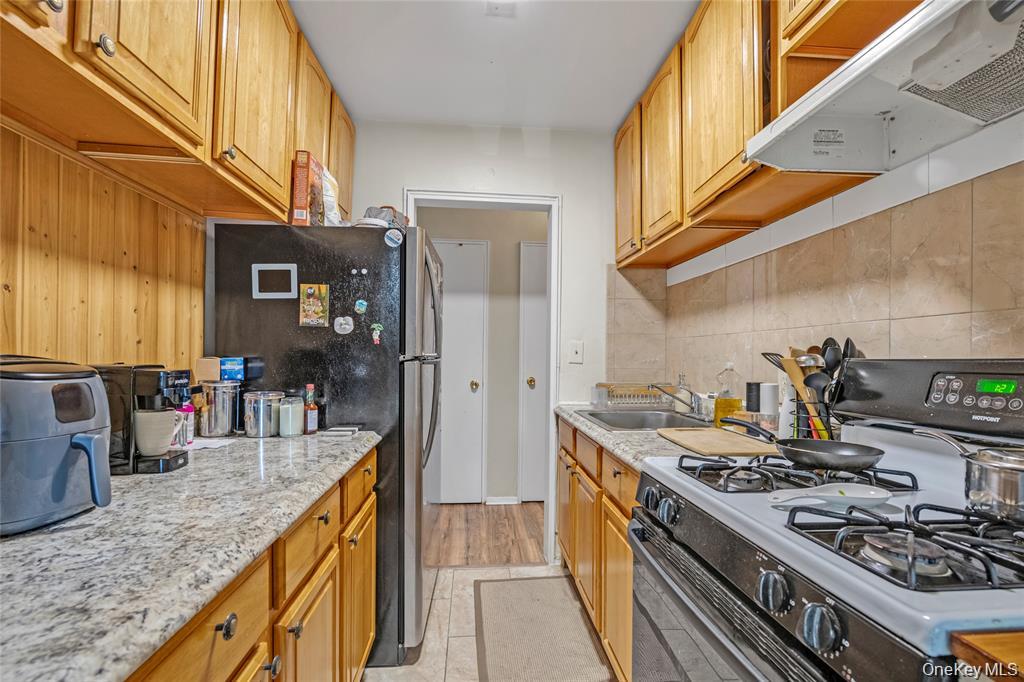 84-25 118th Street, Unit 3D photo 4