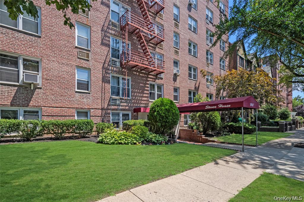 84-25 118th Street, Unit 3D