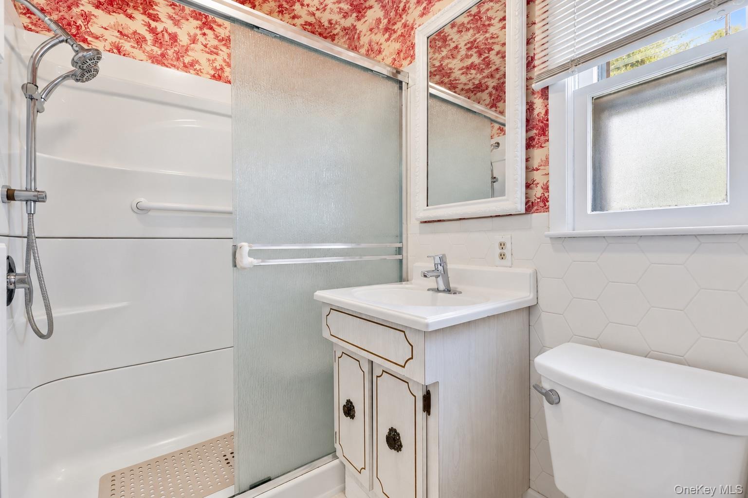 564 Richmond Road – For Sale photo 17