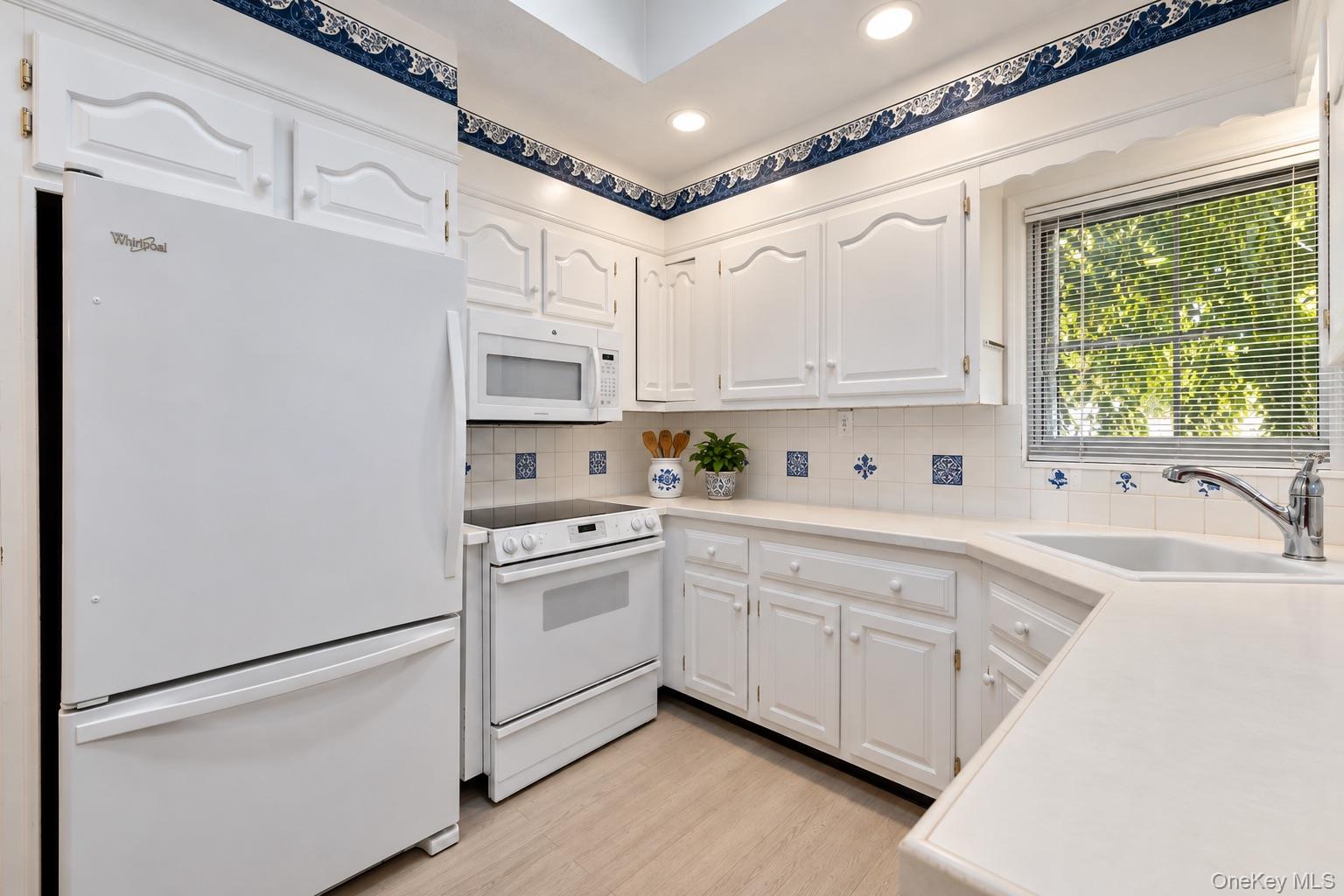 564 Richmond Road – For Sale photo 11
