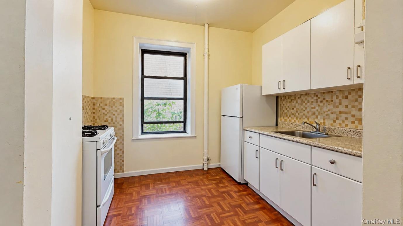 9752 75th Street, Unit A23 photo 7