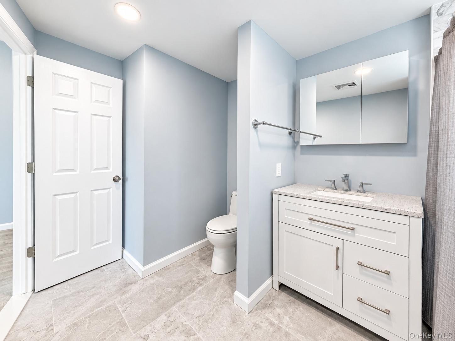 10 Frank Avenue – For Sale photo 23