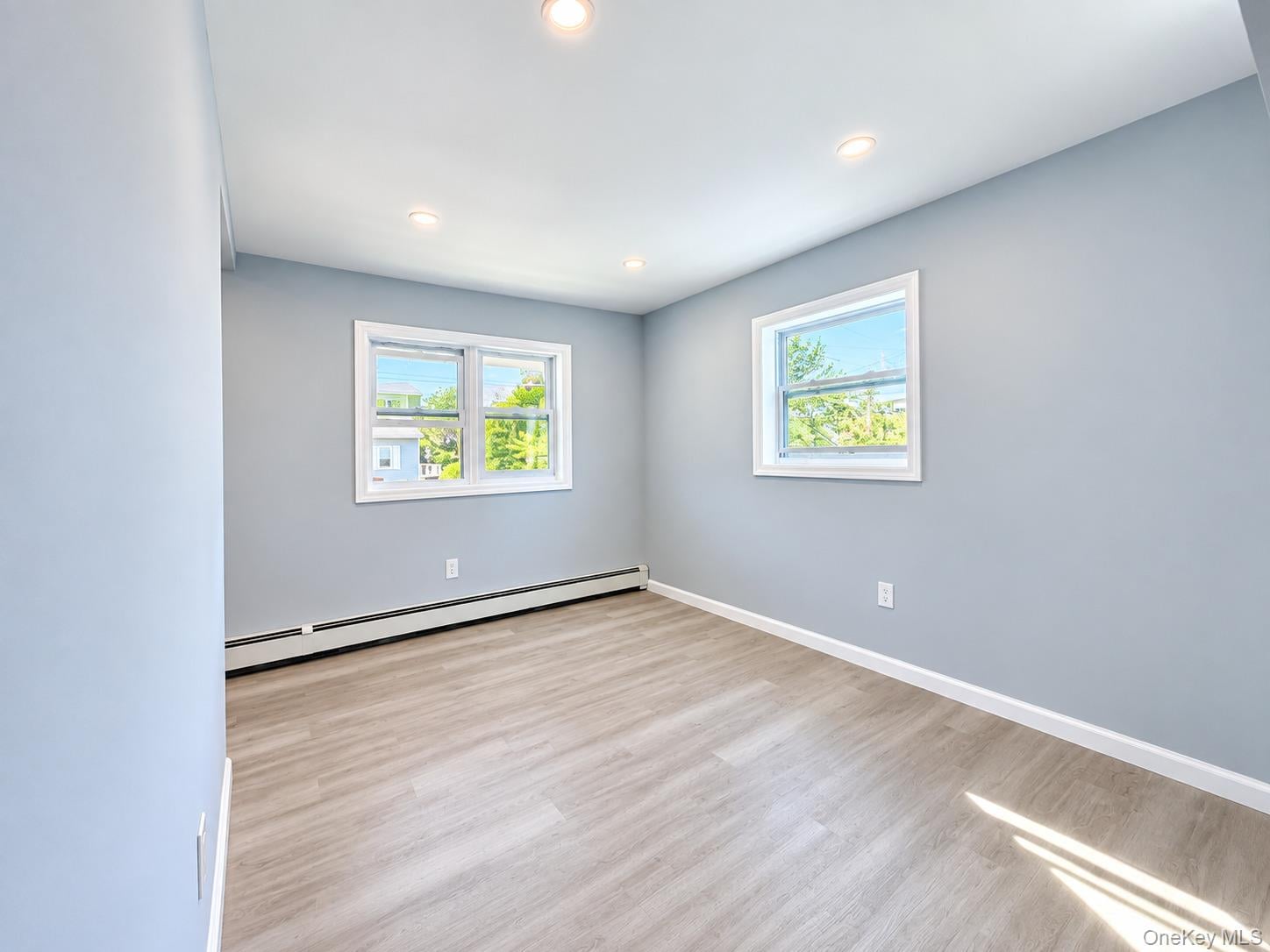 10 Frank Avenue – For Sale photo 15