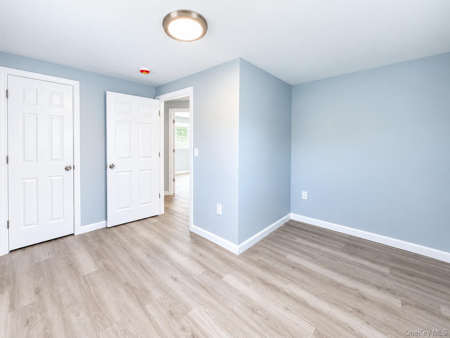 10 Frank Avenue – For Sale photo 20