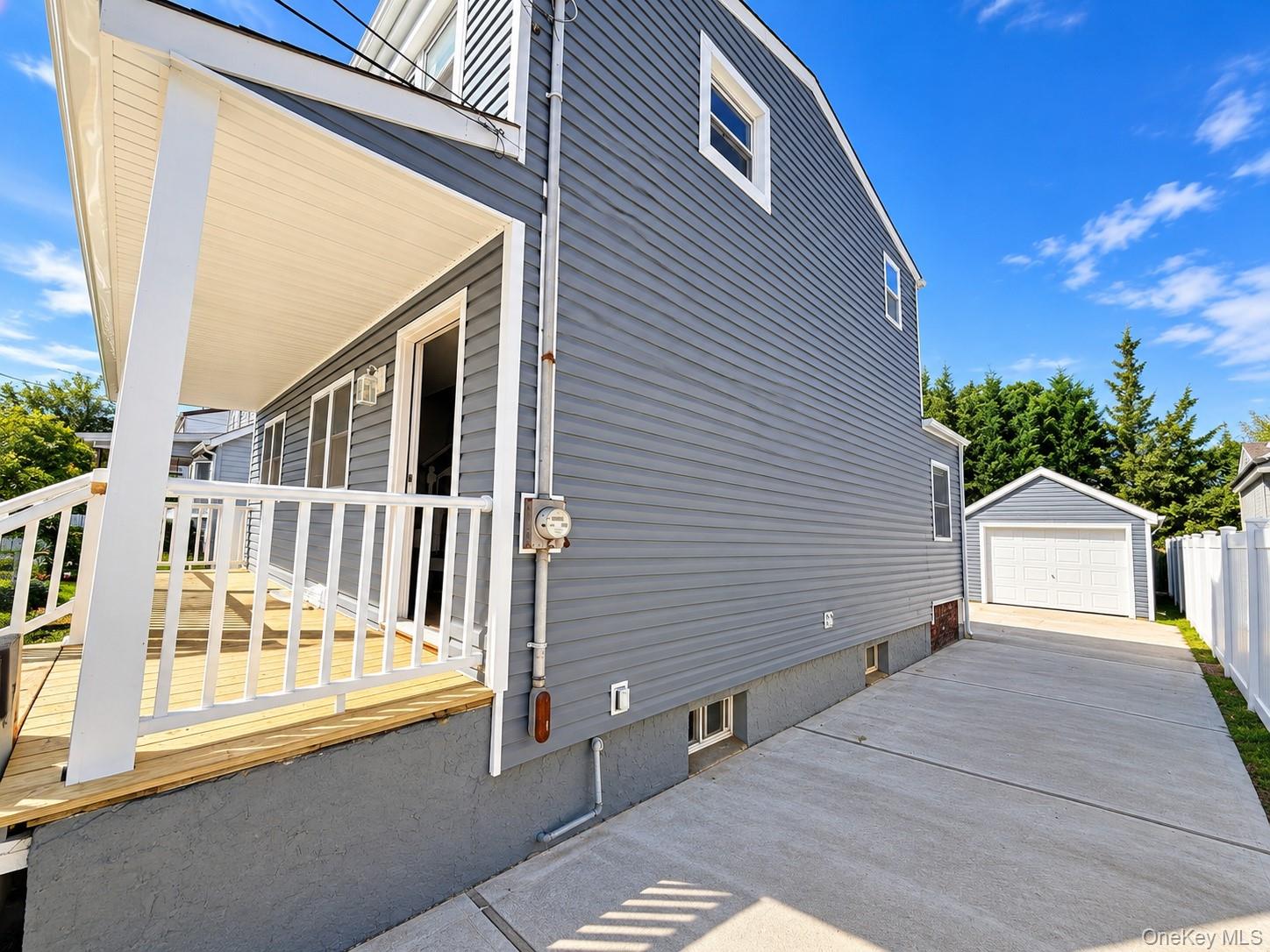 10 Frank Avenue – For Sale photo 5