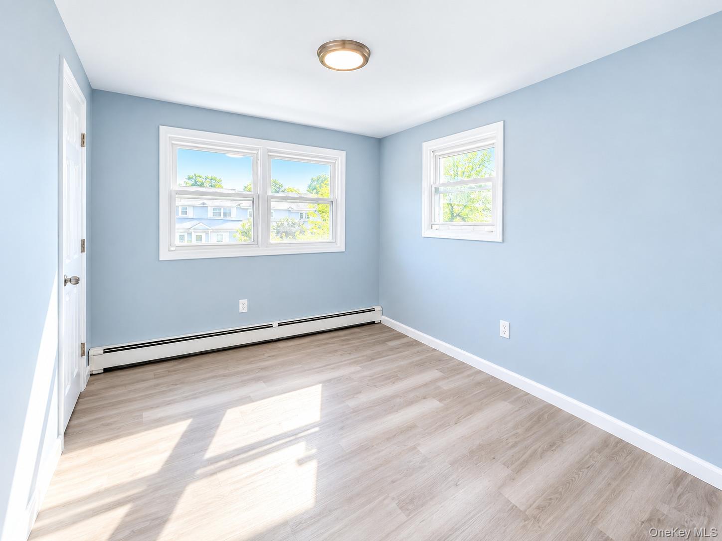 10 Frank Avenue – For Sale photo 17