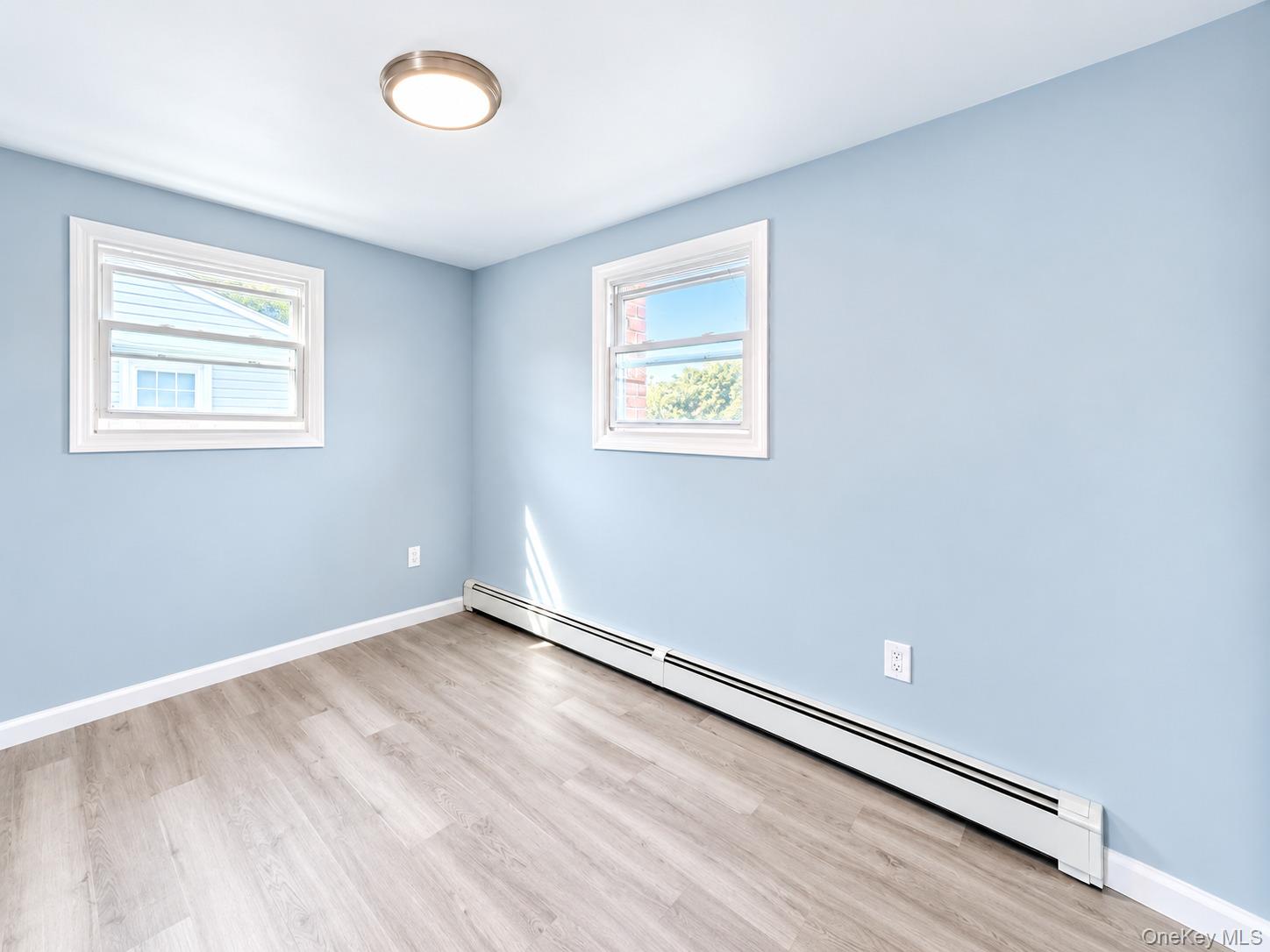 10 Frank Avenue – For Sale photo 18