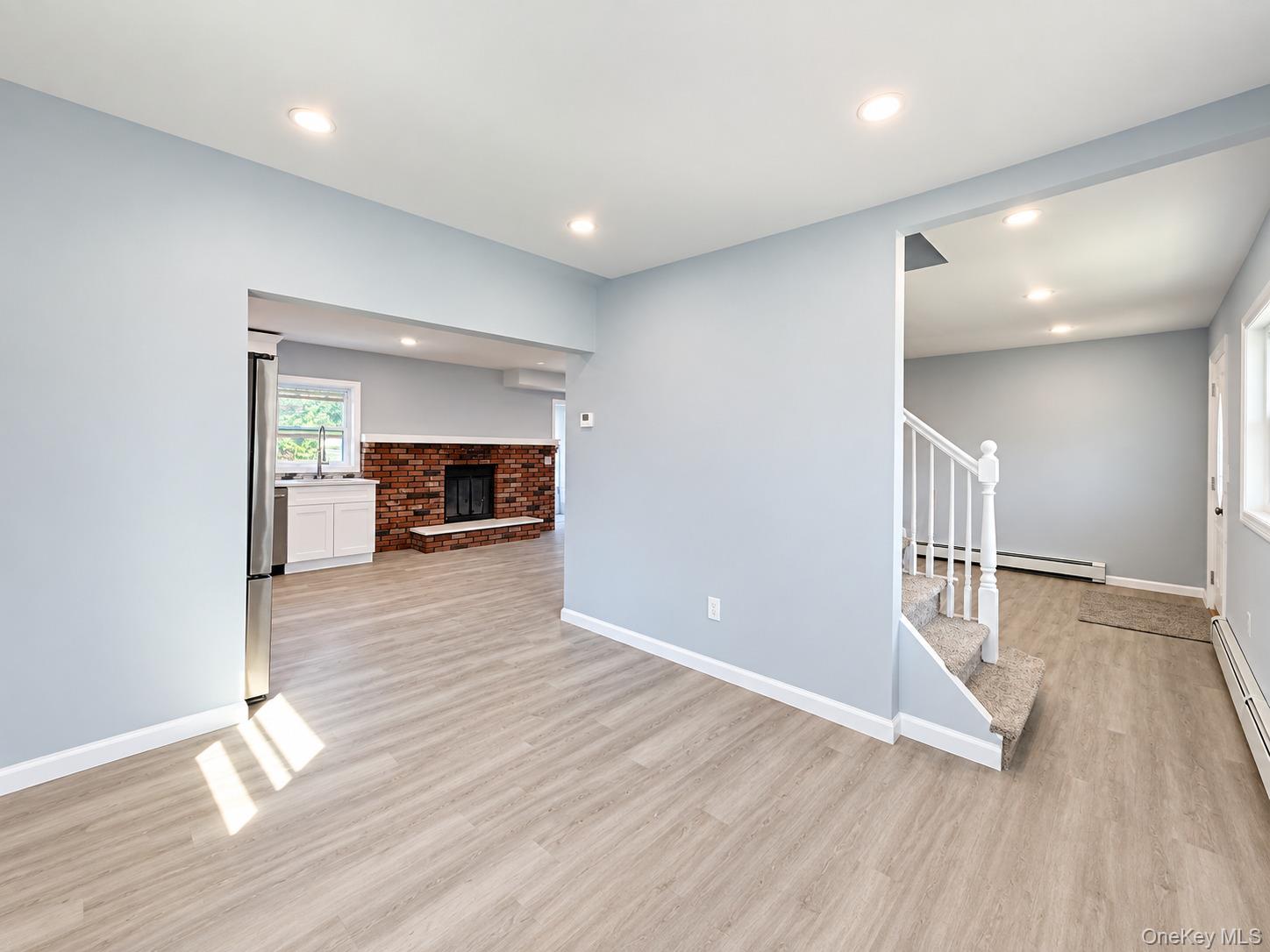 10 Frank Avenue – For Sale photo 9