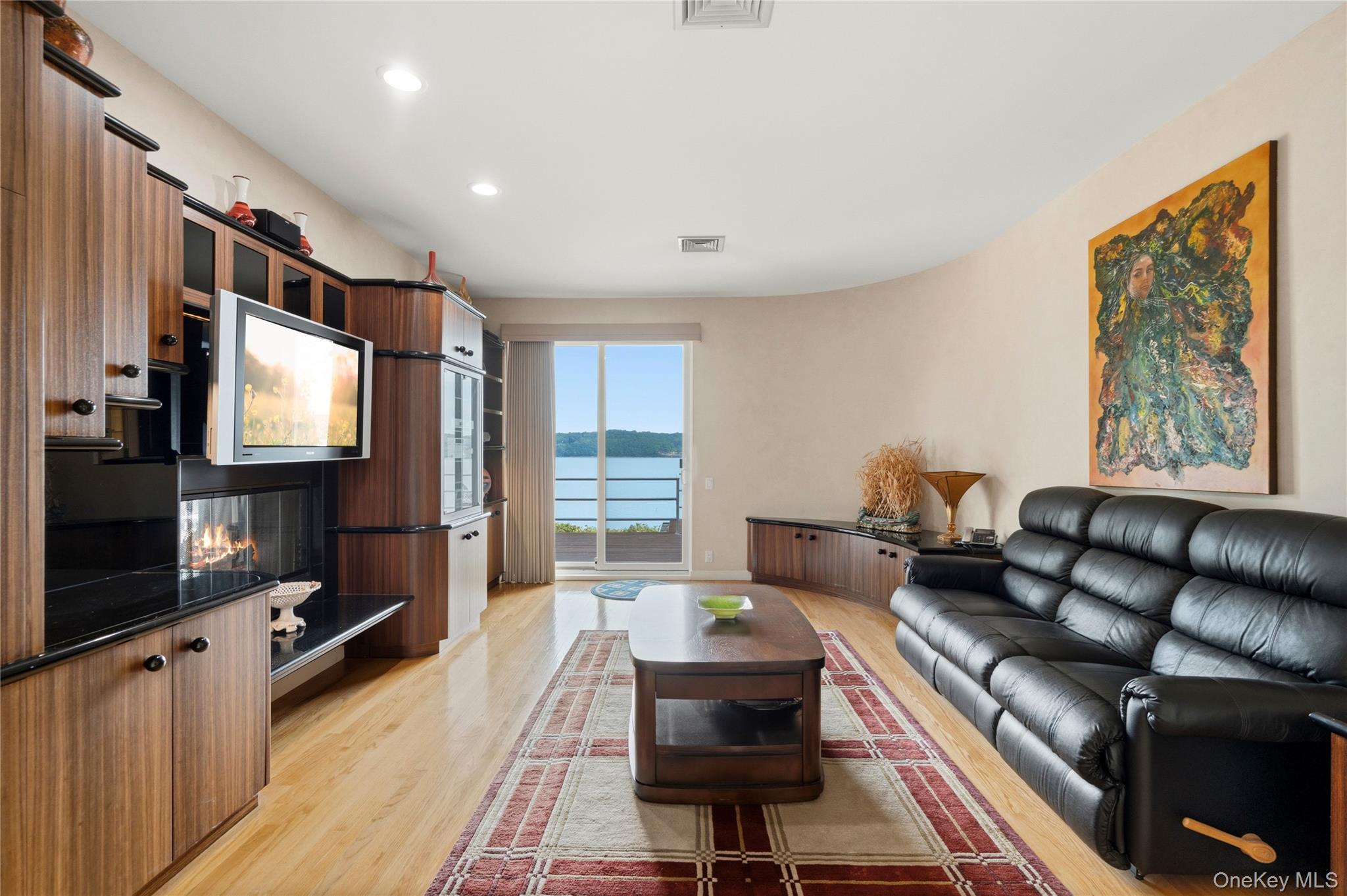 26 Tennis Court Road – For Sale photo 21