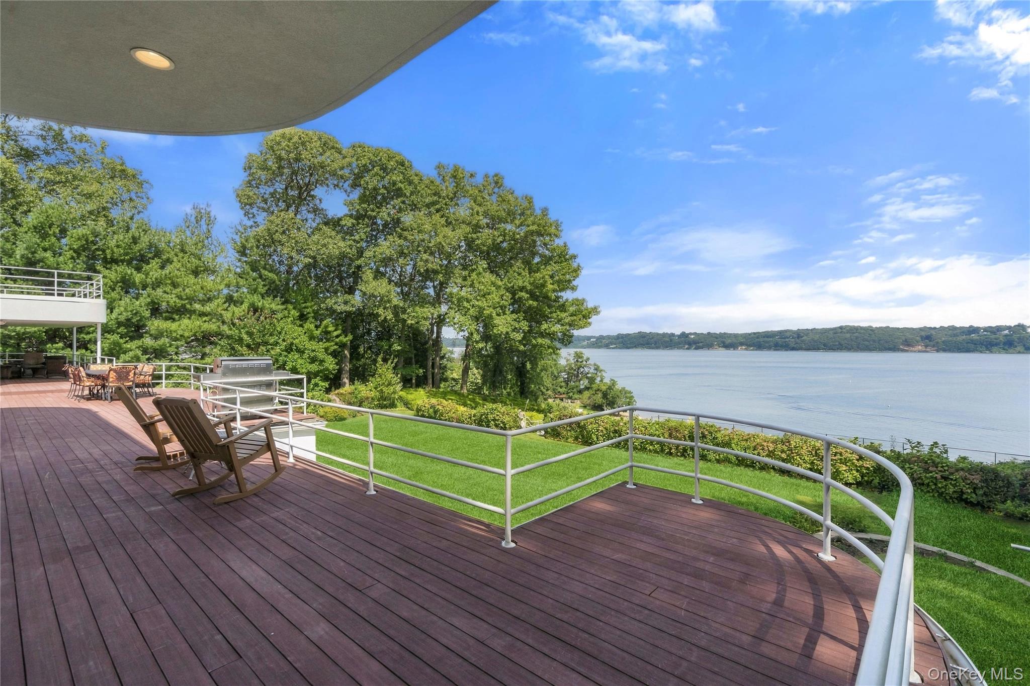 26 Tennis Court Road – For Sale photo 23