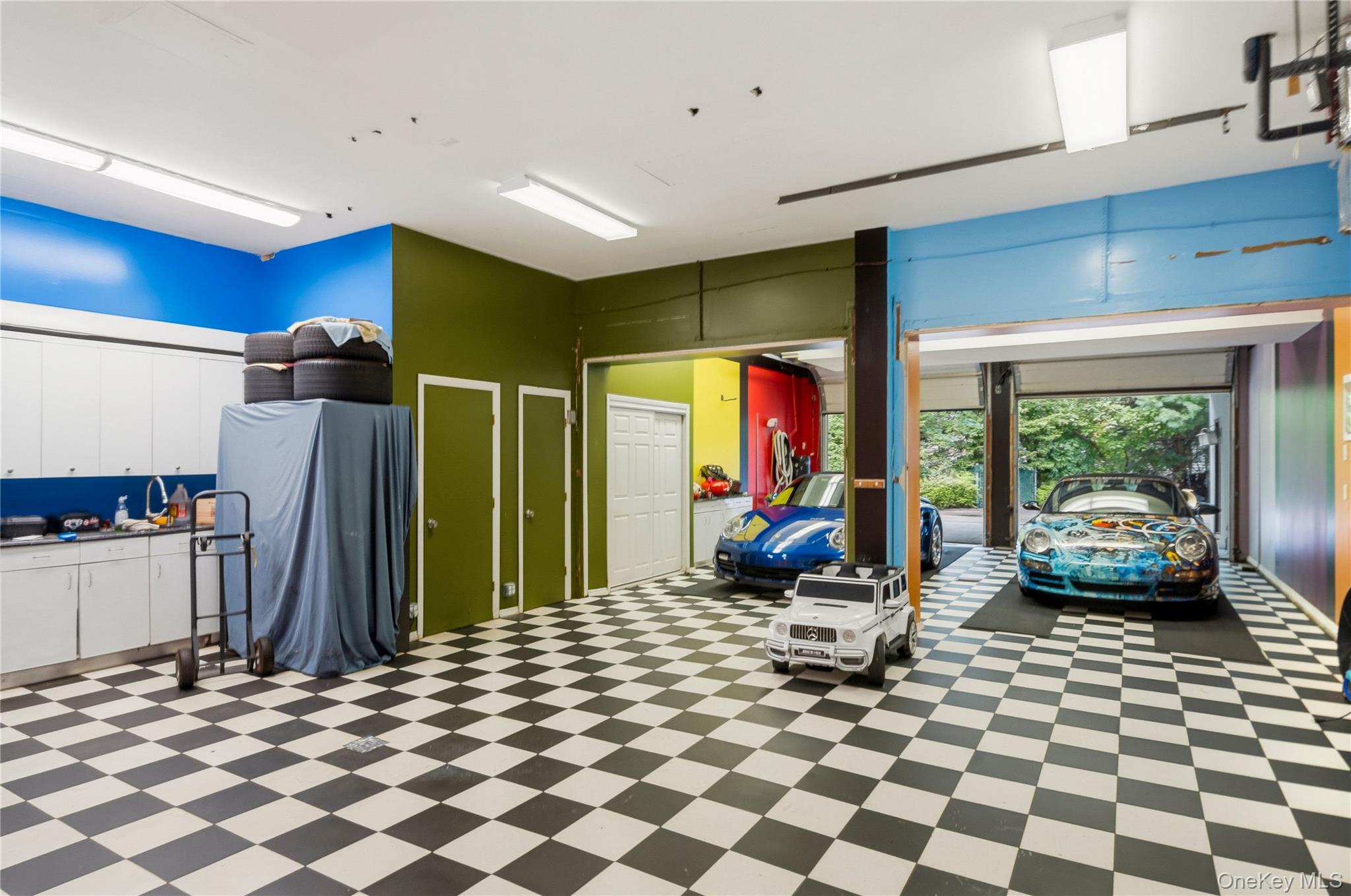 26 Tennis Court Road – For Sale photo 42