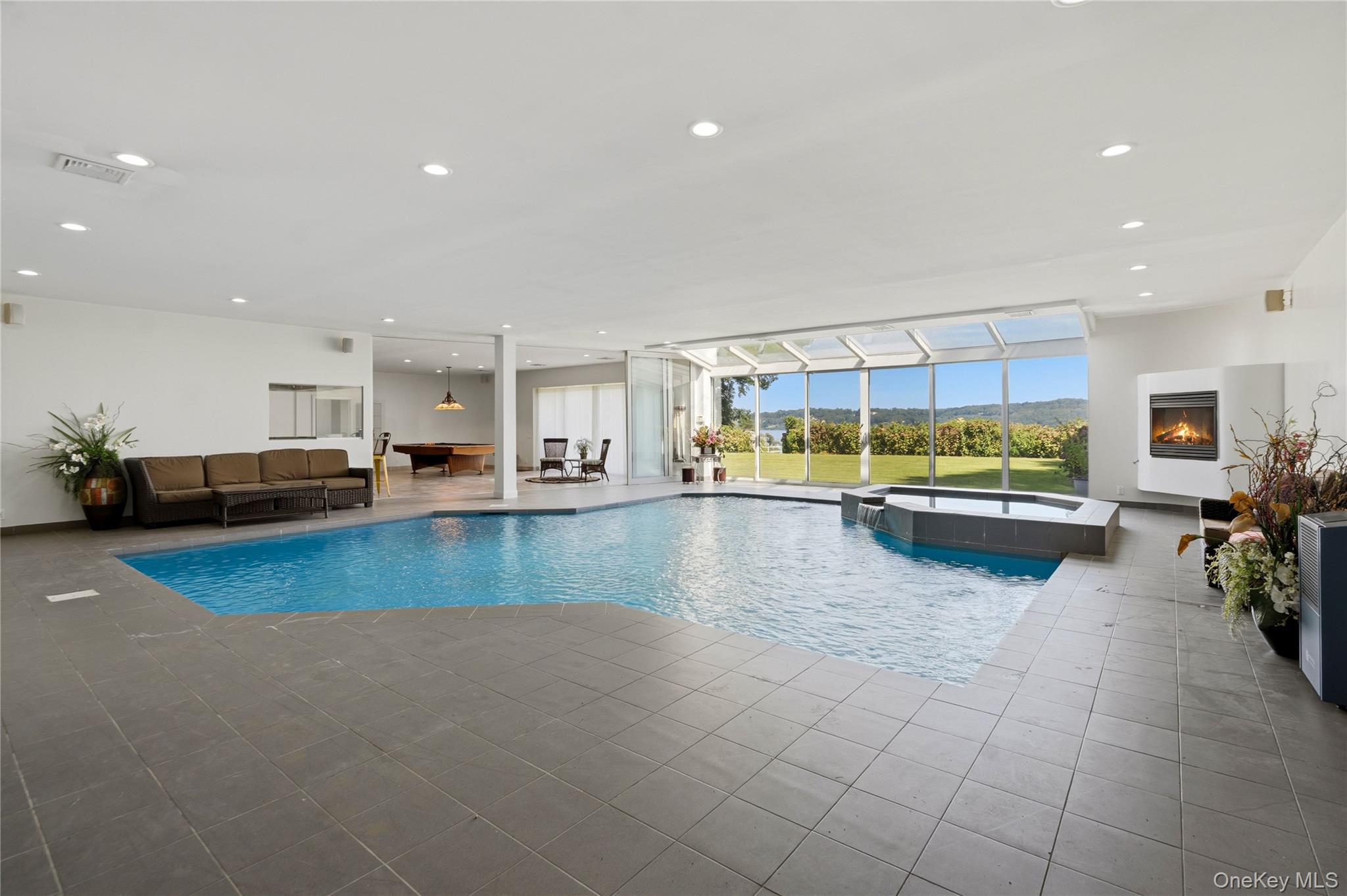 26 Tennis Court Road – For Sale photo 7