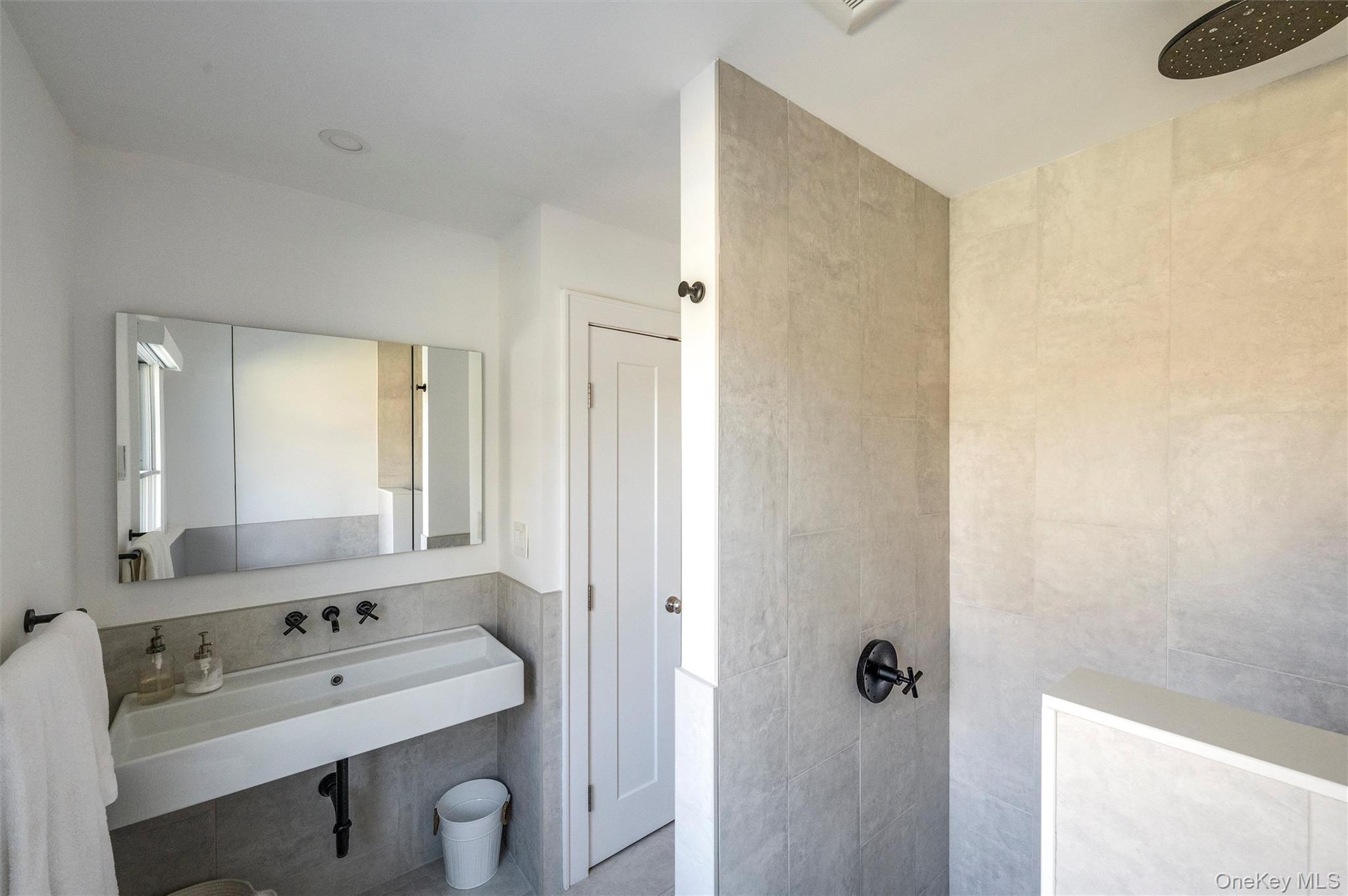 580 Gin Lane – For Rent photo 17