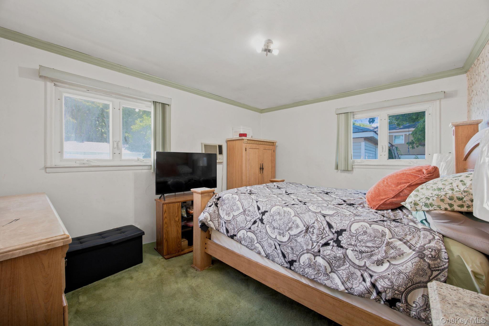 983 Cayuga Road – For Sale photo 9
