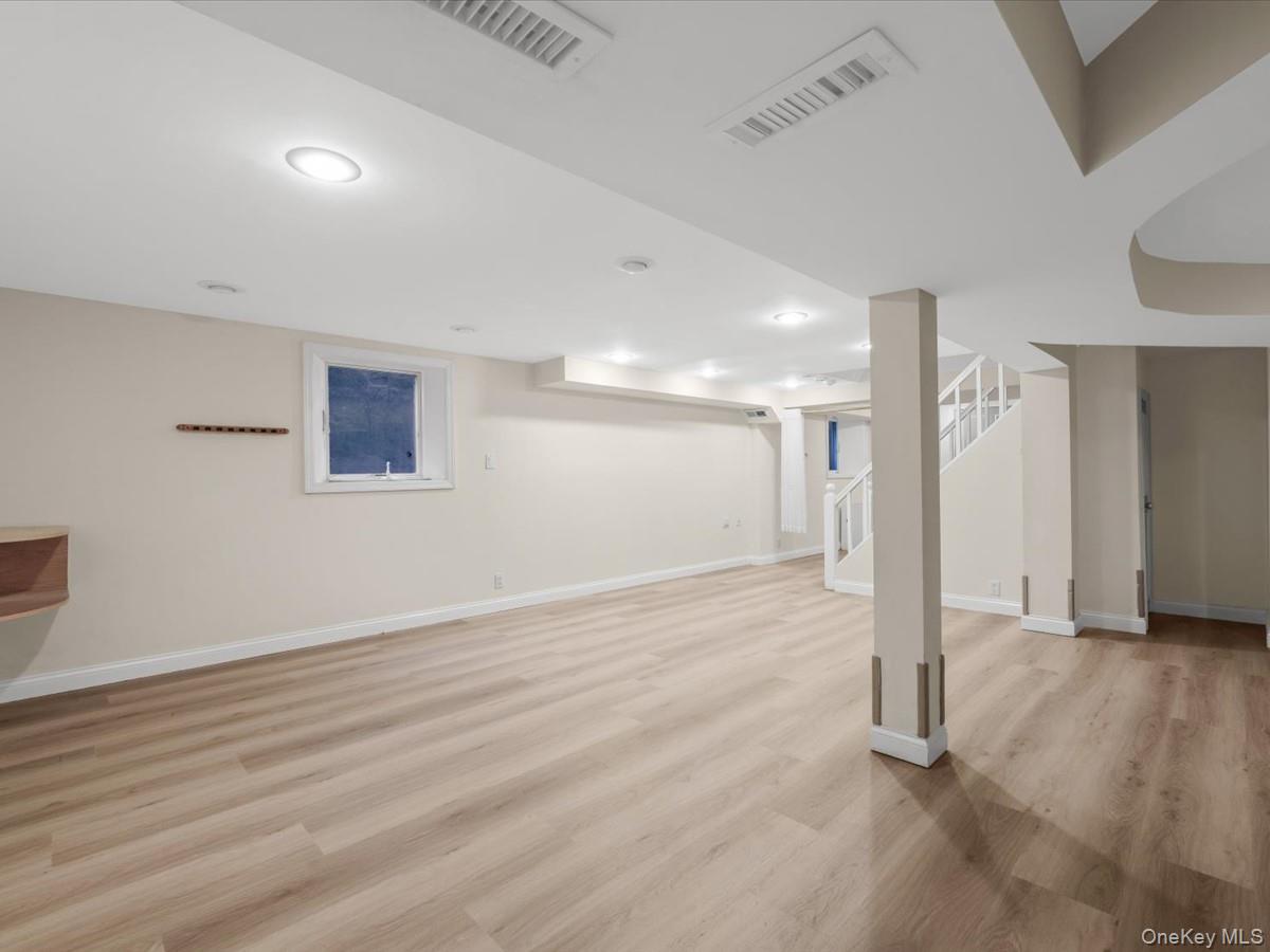2 Amherst Road E – For Sale photo 35