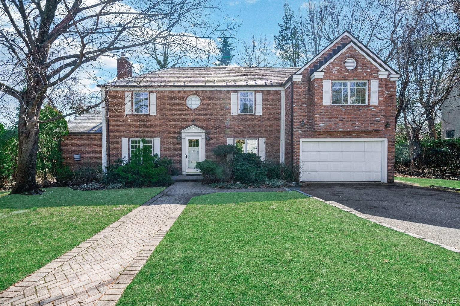 2 Amherst Road E – For Sale photo 2