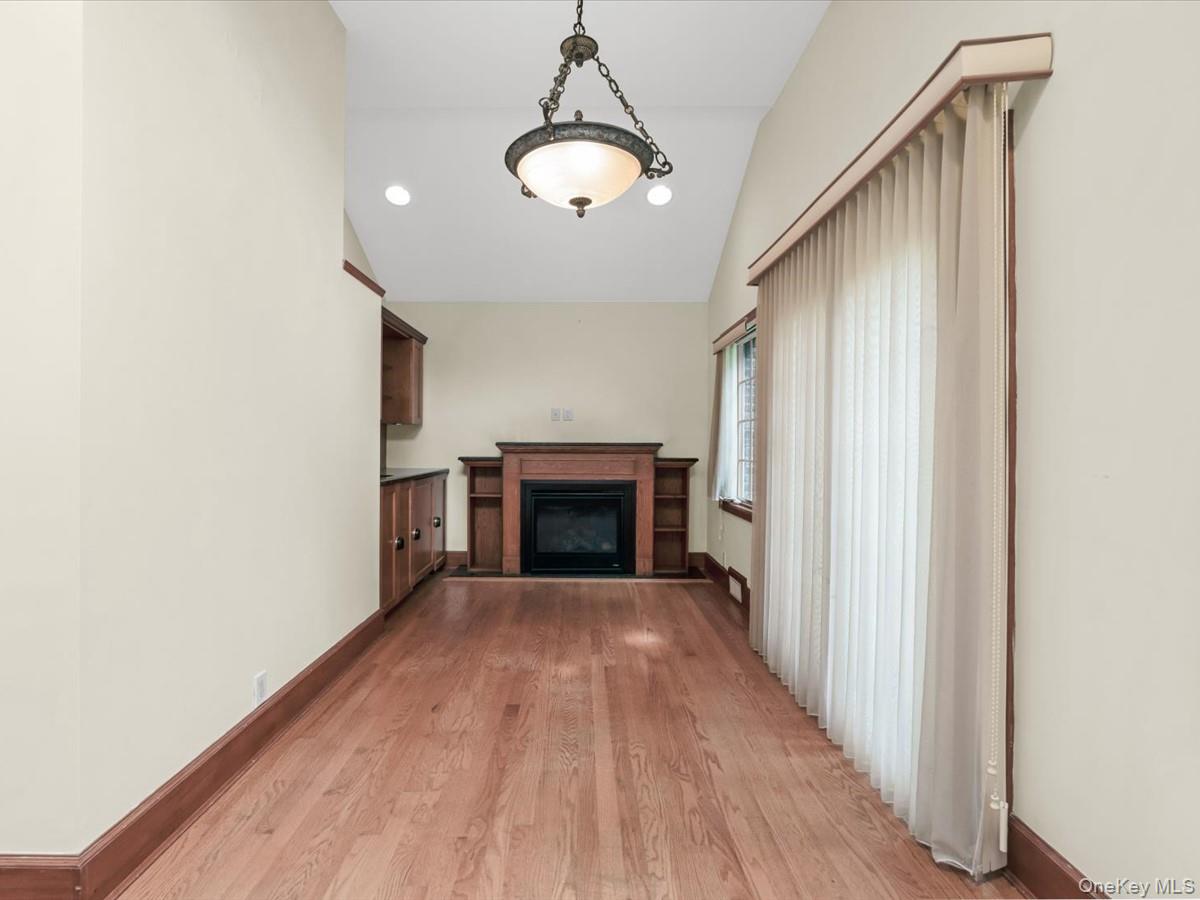 2 Amherst Road E – For Sale photo 9