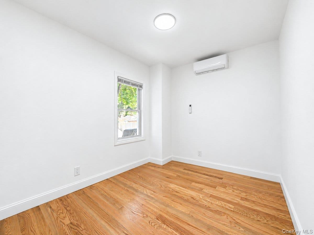 122-19 Lucas Street – For Sale photo 20