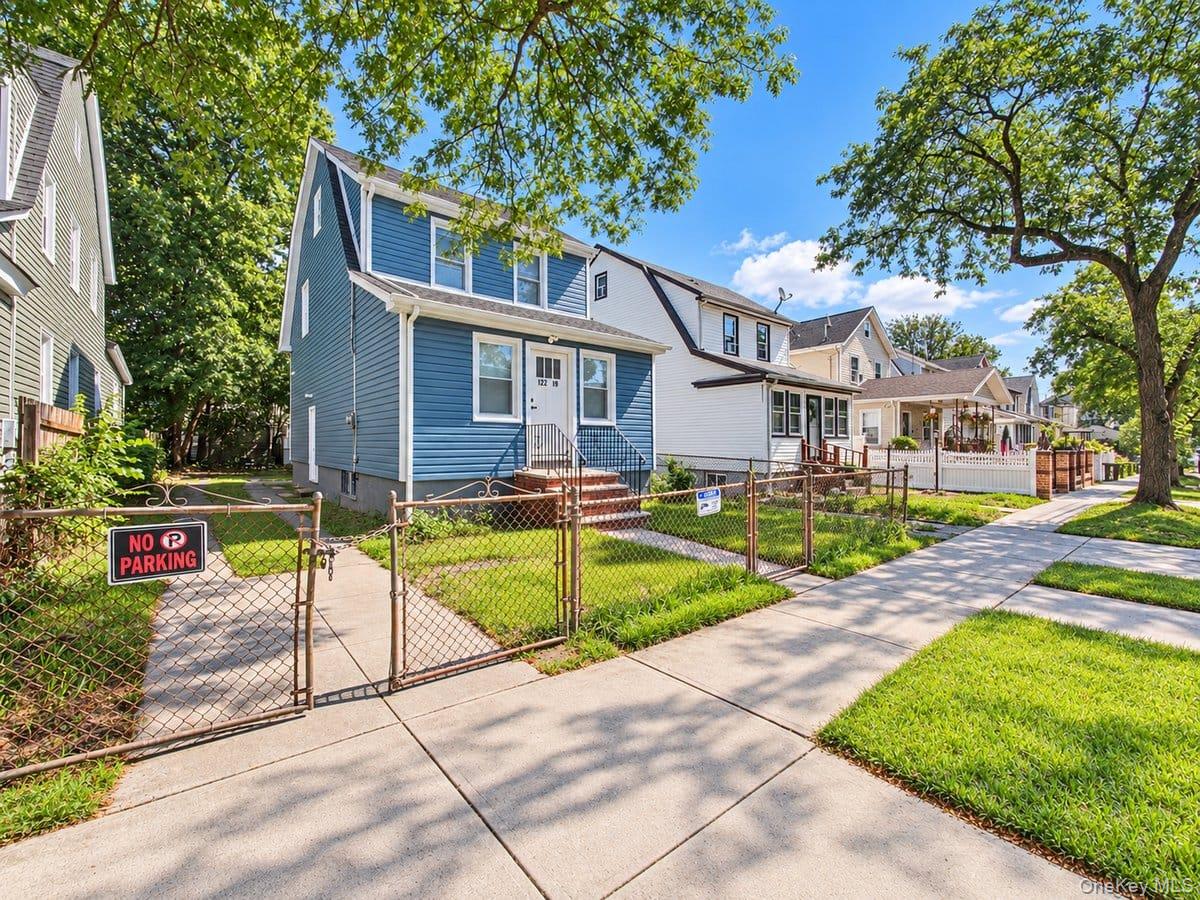 122-19 Lucas Street – For Sale photo 3
