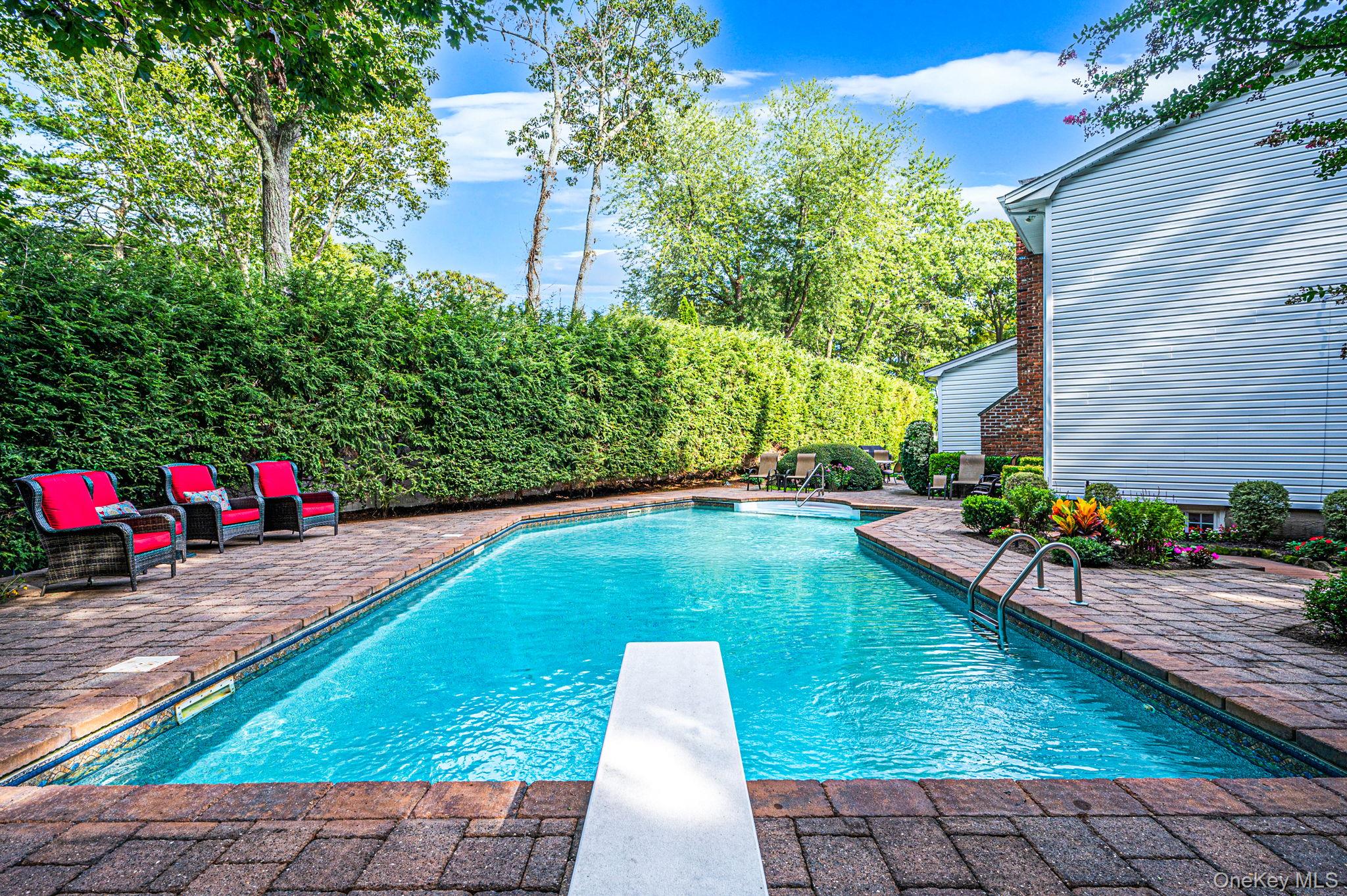 30 Damin Circle – For Sale photo 45