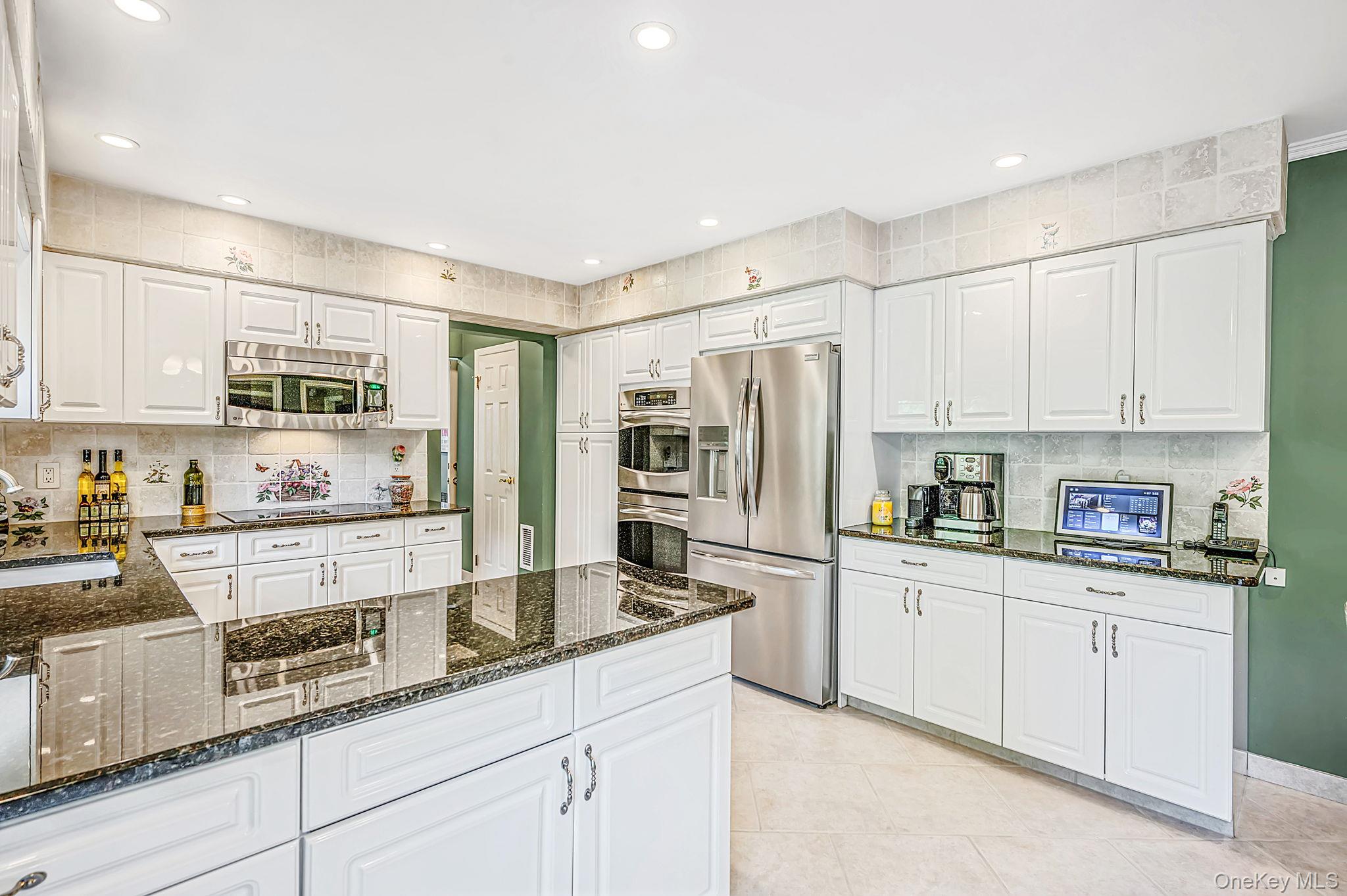 30 Damin Circle – For Sale photo 15