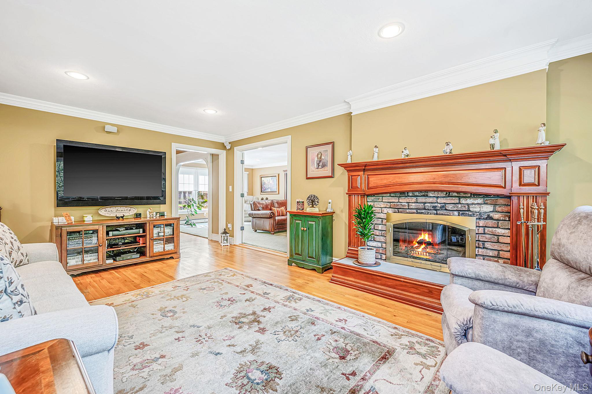 30 Damin Circle – For Sale photo 18