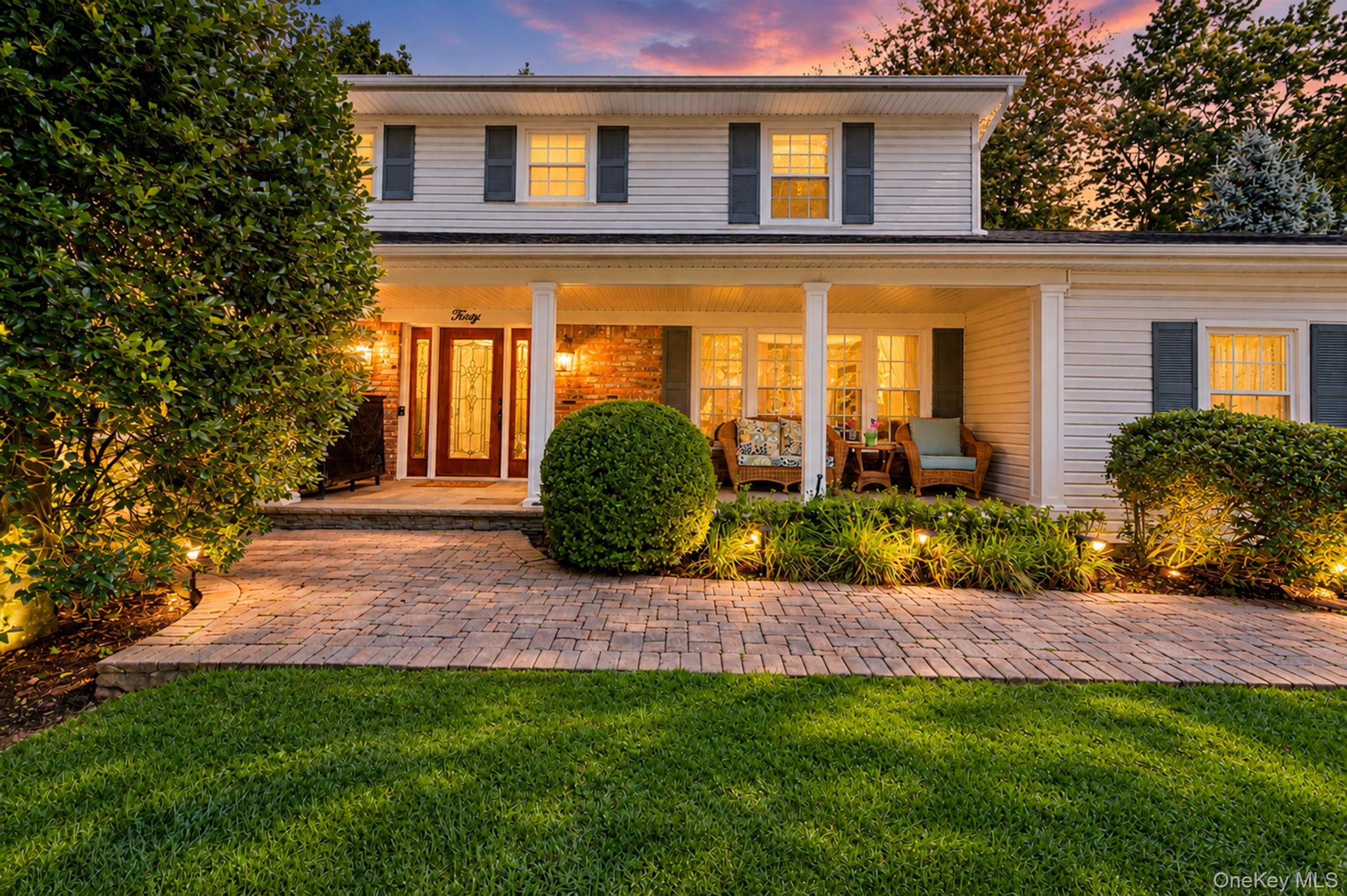 30 Damin Circle – For Sale