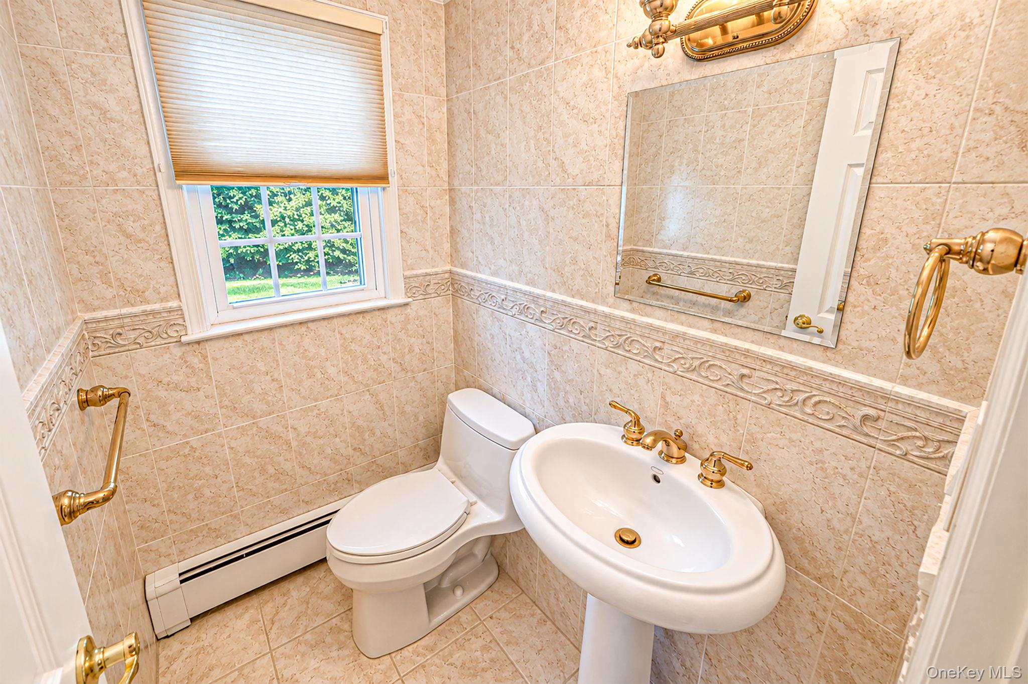 30 Damin Circle – For Sale photo 13